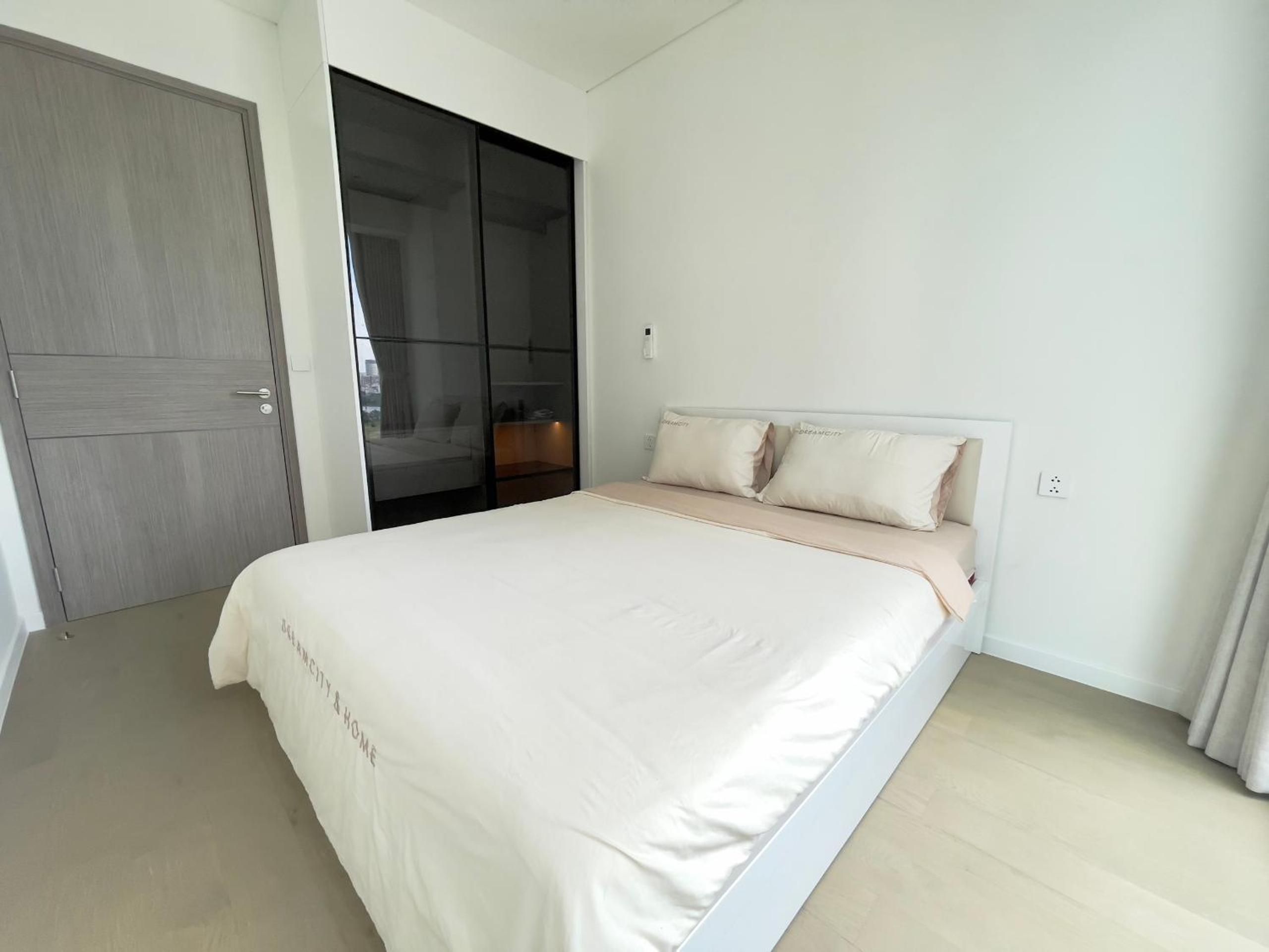 The Opera Residence Luxury Furnished Apartment-The Metropole Thu Thiem