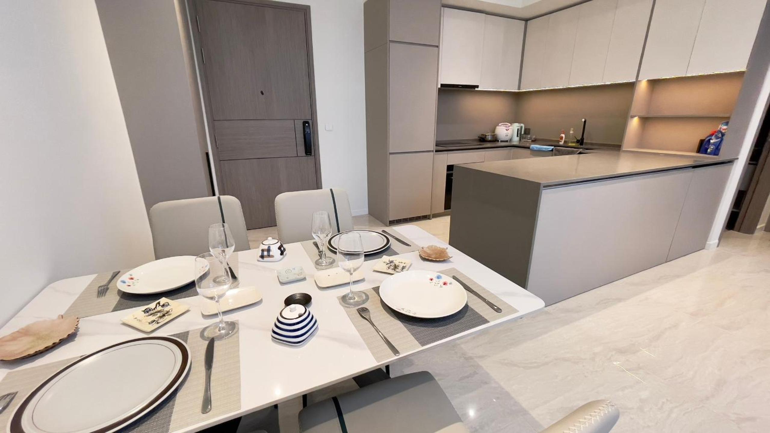 The Opera Residence Luxury Furnished Apartment-The Metropole Thu Thiem