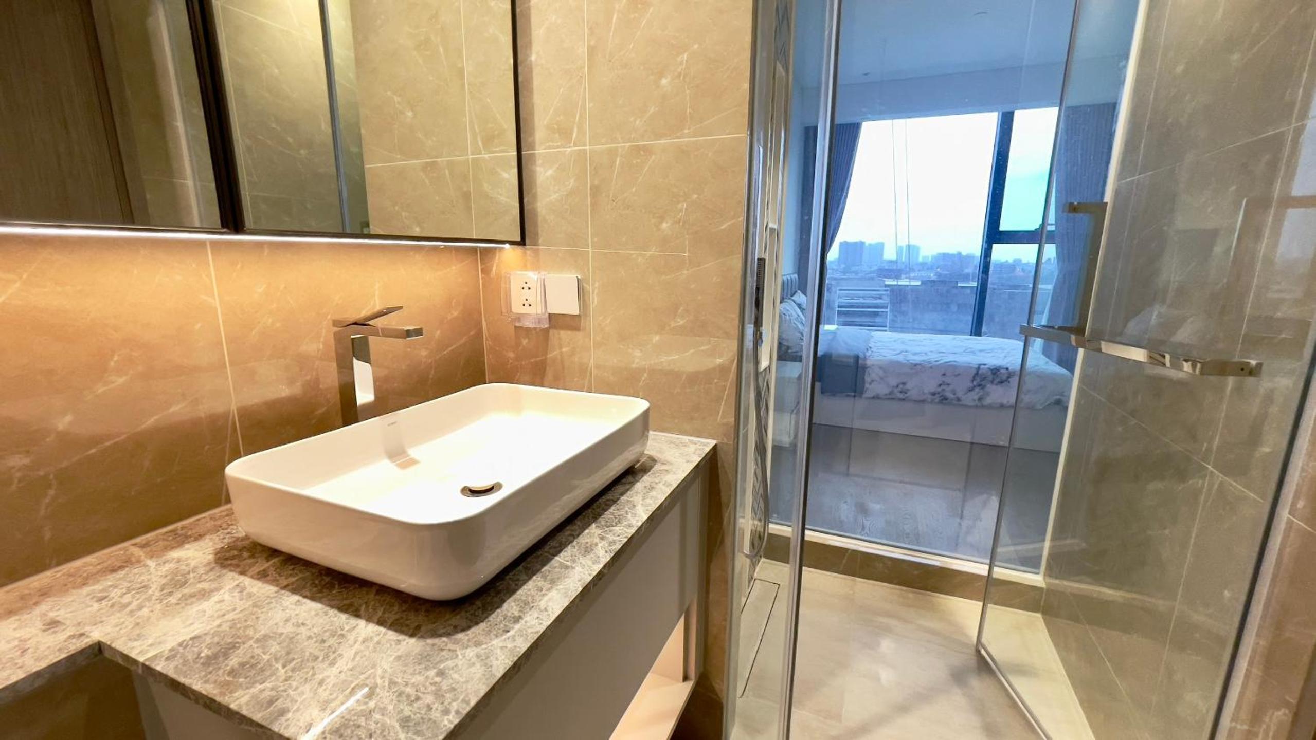 The Opera Residence Luxury Furnished Apartment-The Metropole Thu Thiem