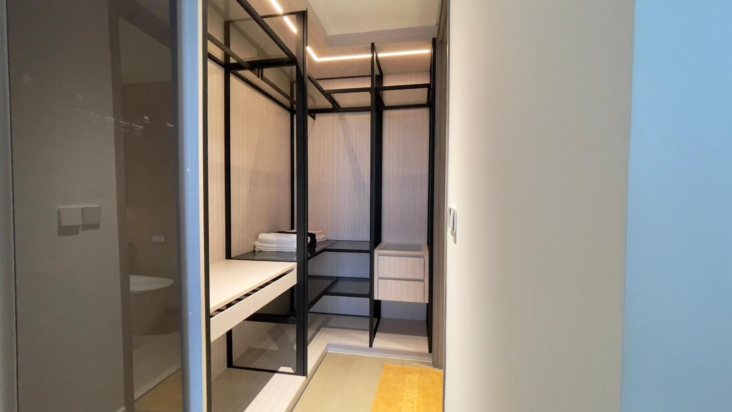 The Opera Residence Luxury Furnished Apartment-The Metropole Thu Thiem