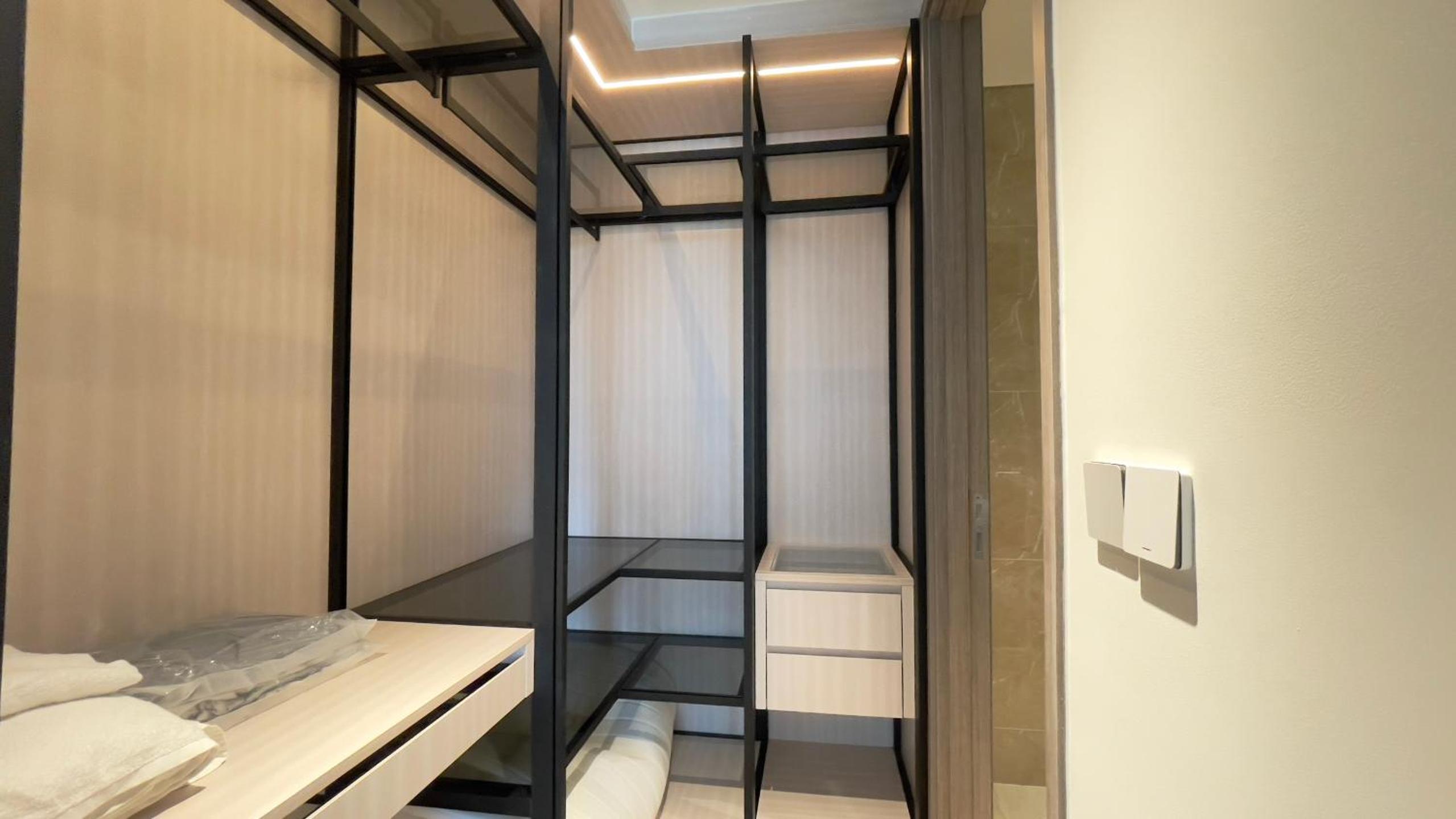The Opera Residence Luxury Furnished Apartment-The Metropole Thu Thiem