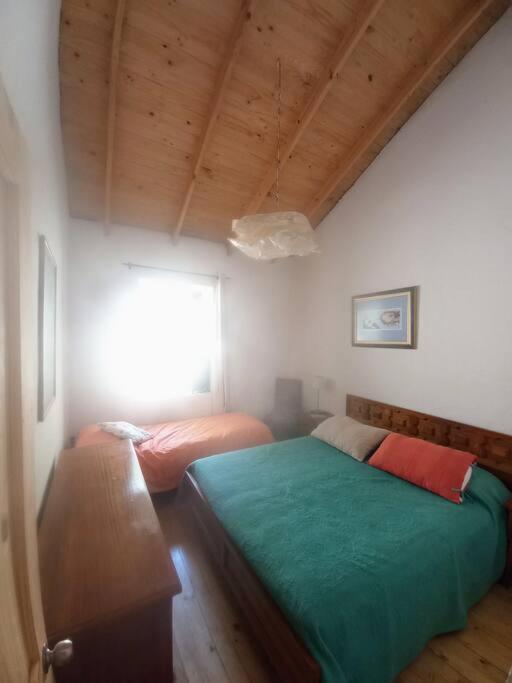 Spacious and comfy country house for friends