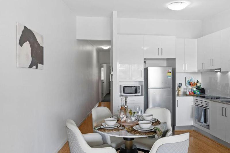 Brisbane Vacations - Beautiful Norman Park apartment - Property Image 52