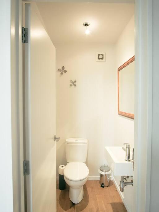 A Perfect Stay -Bartlett By The Park view 4