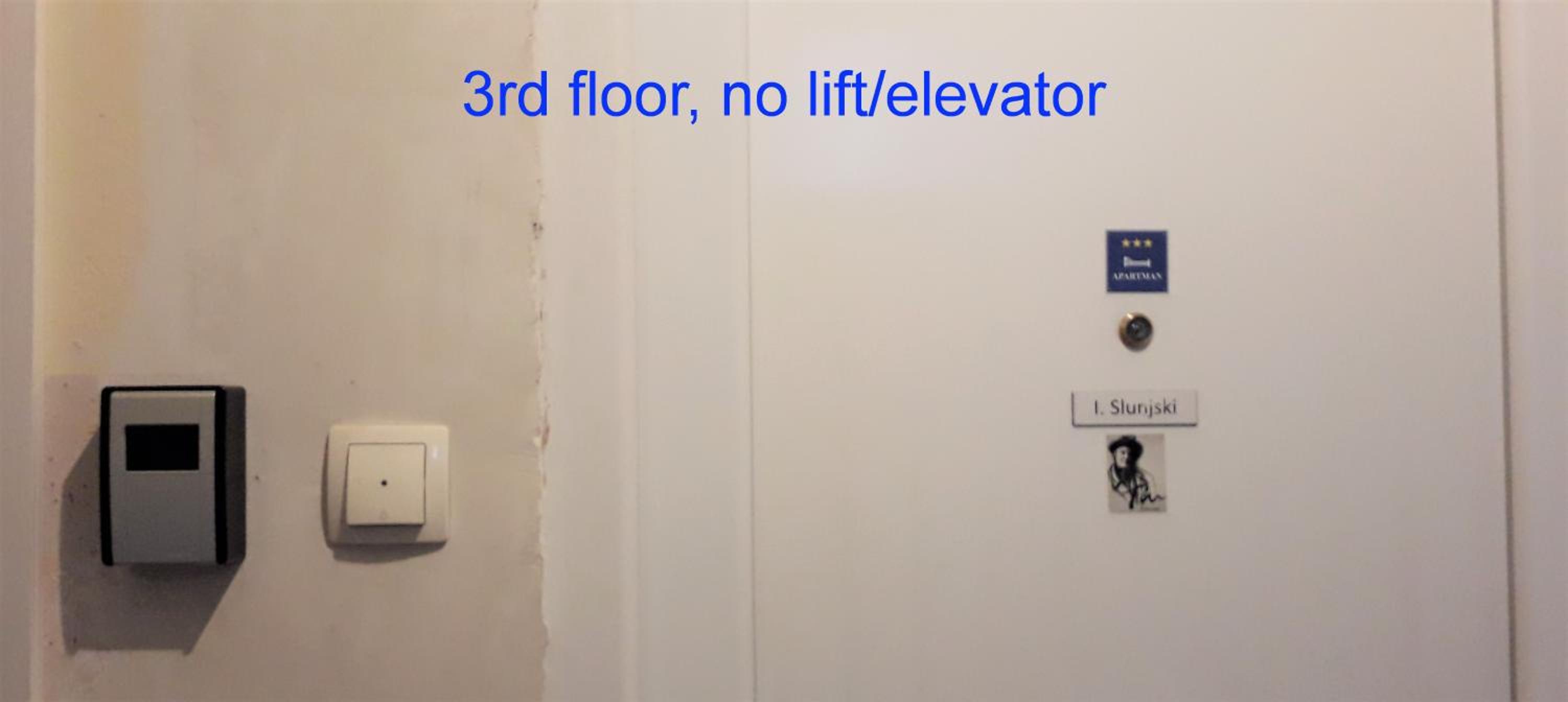 Apartman TIN