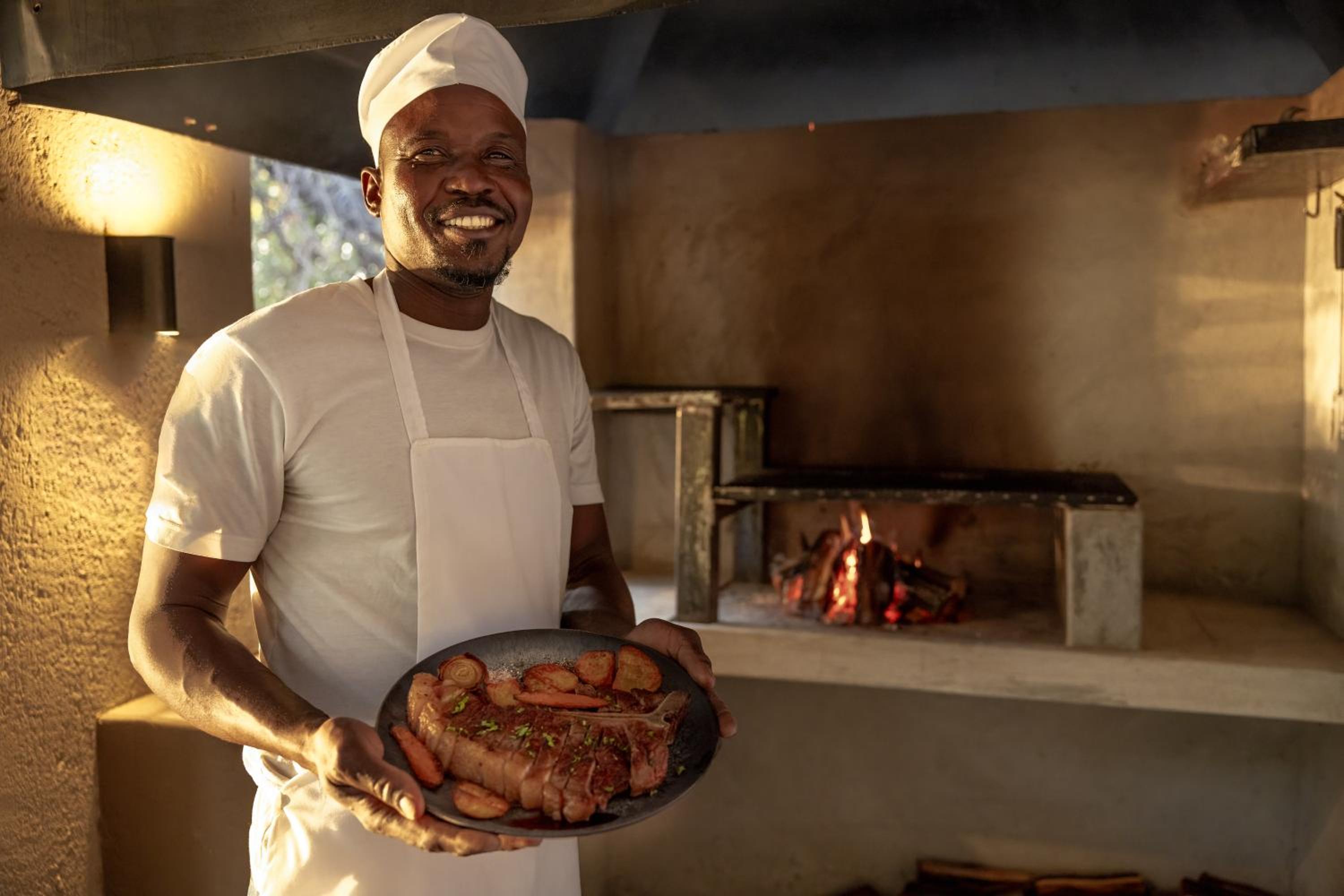 Chobe House Villa and Chalets