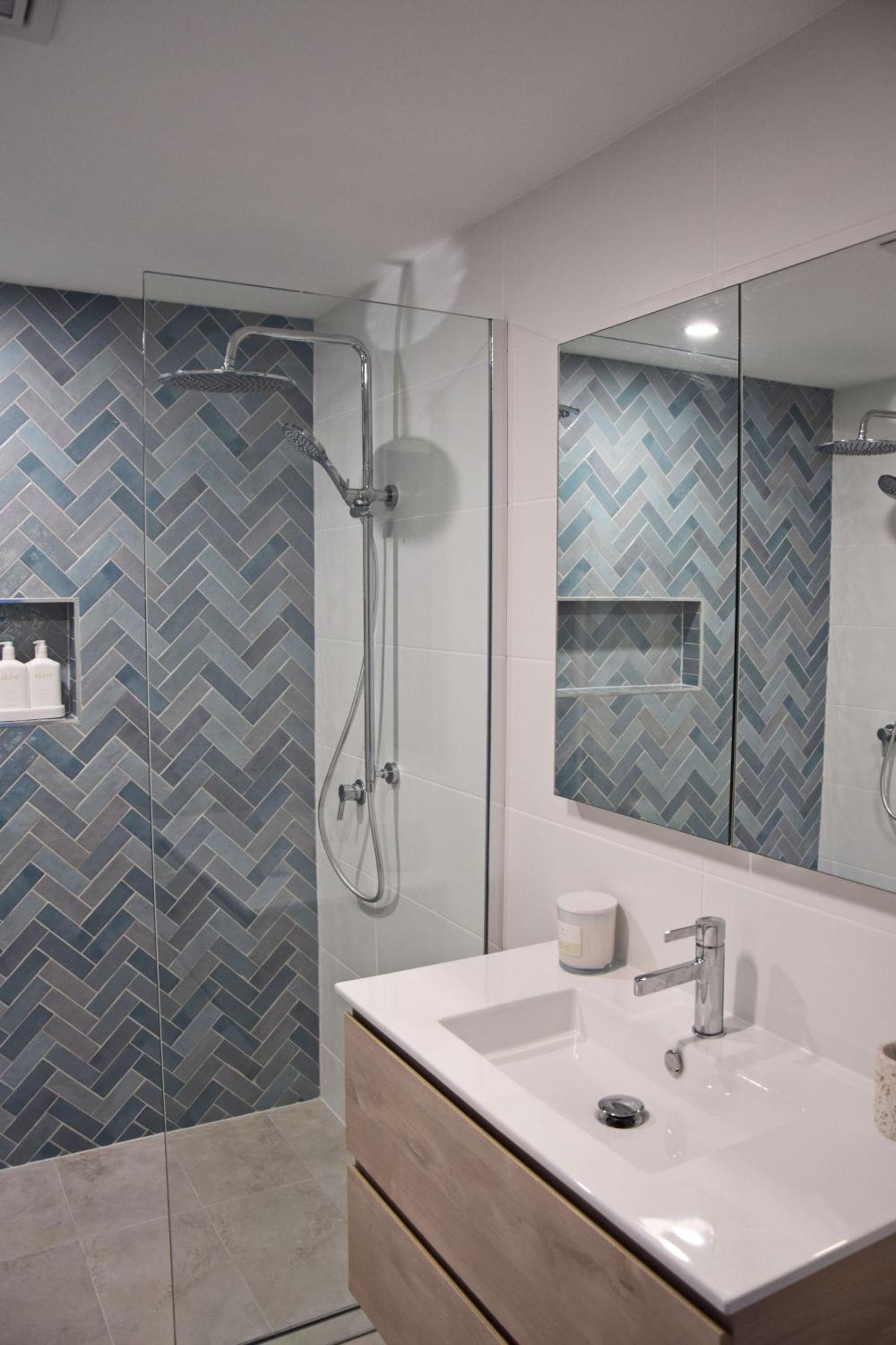 Watermark Apartment 1 - Bring your own linen. view 2