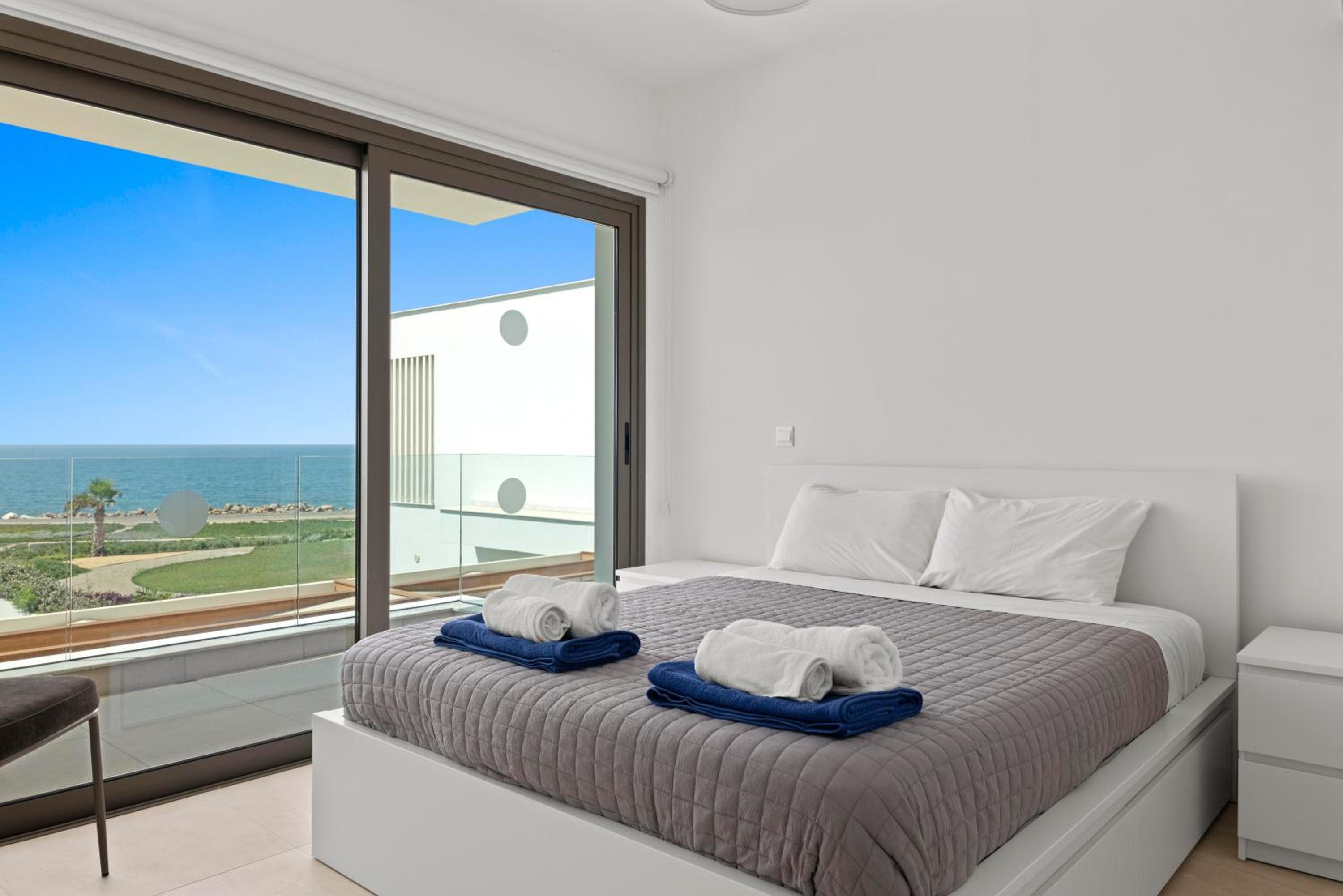 Serenity Waves Villa 6