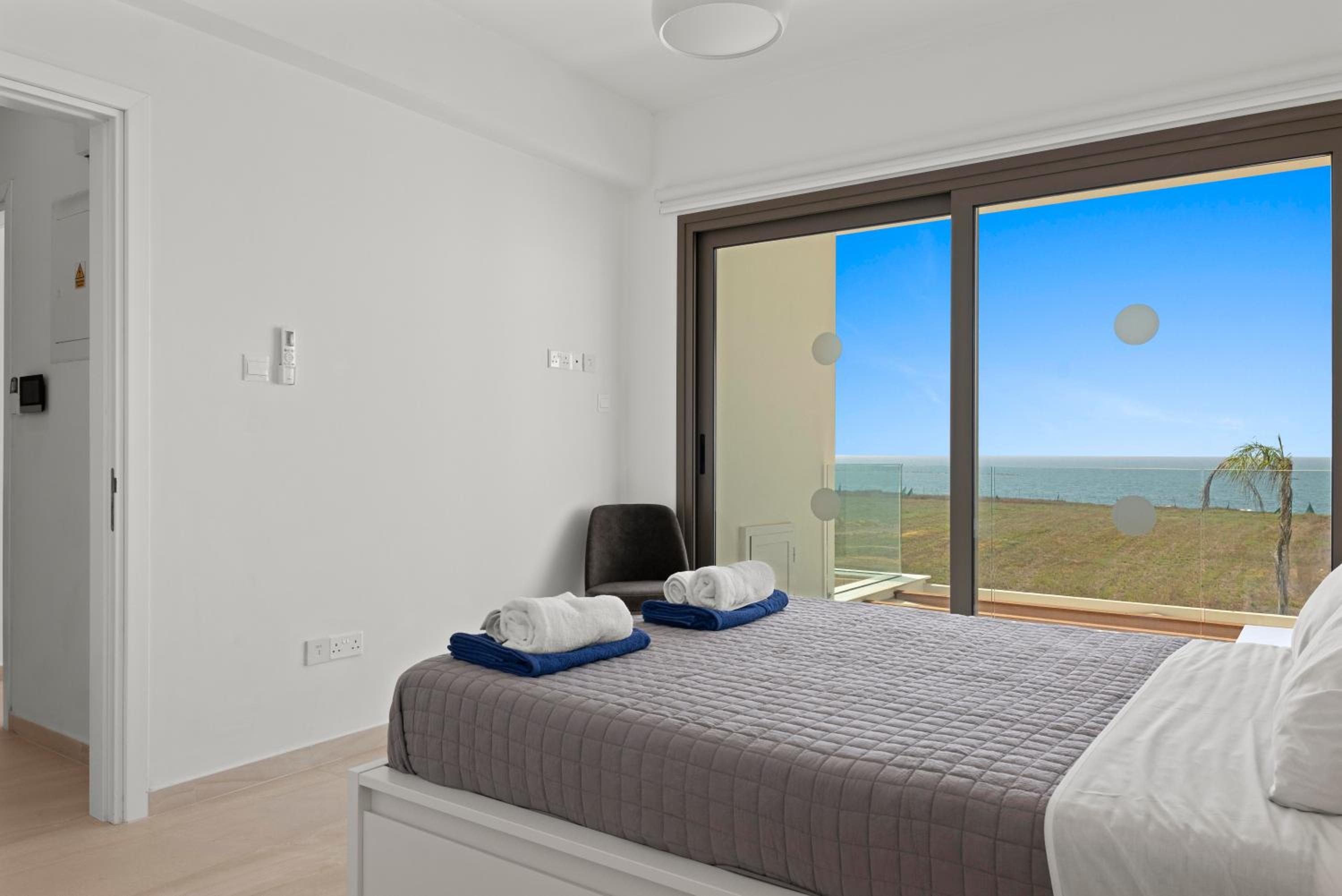 Serenity Waves Villa 6