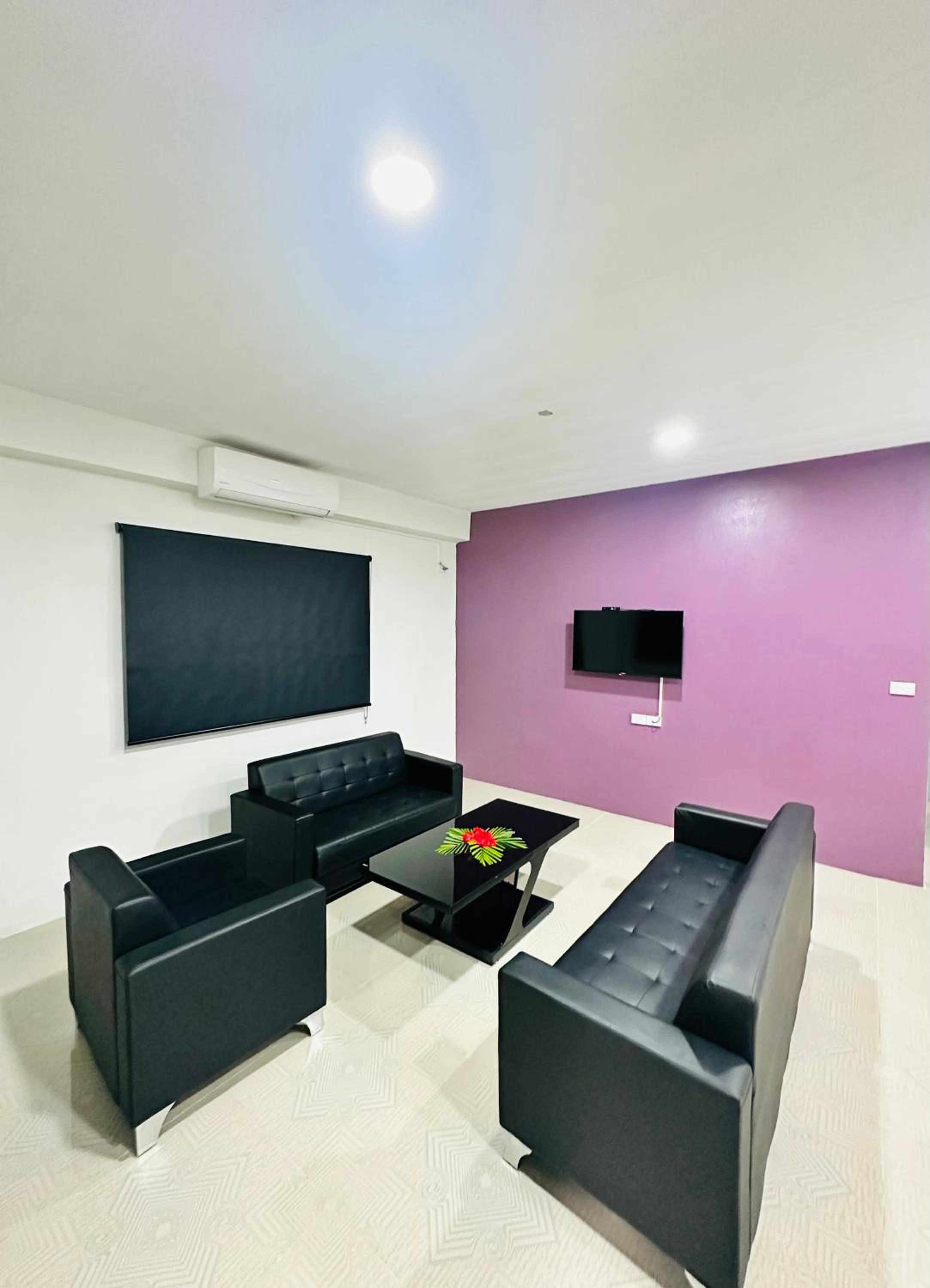 VNZ Luxury Apartment