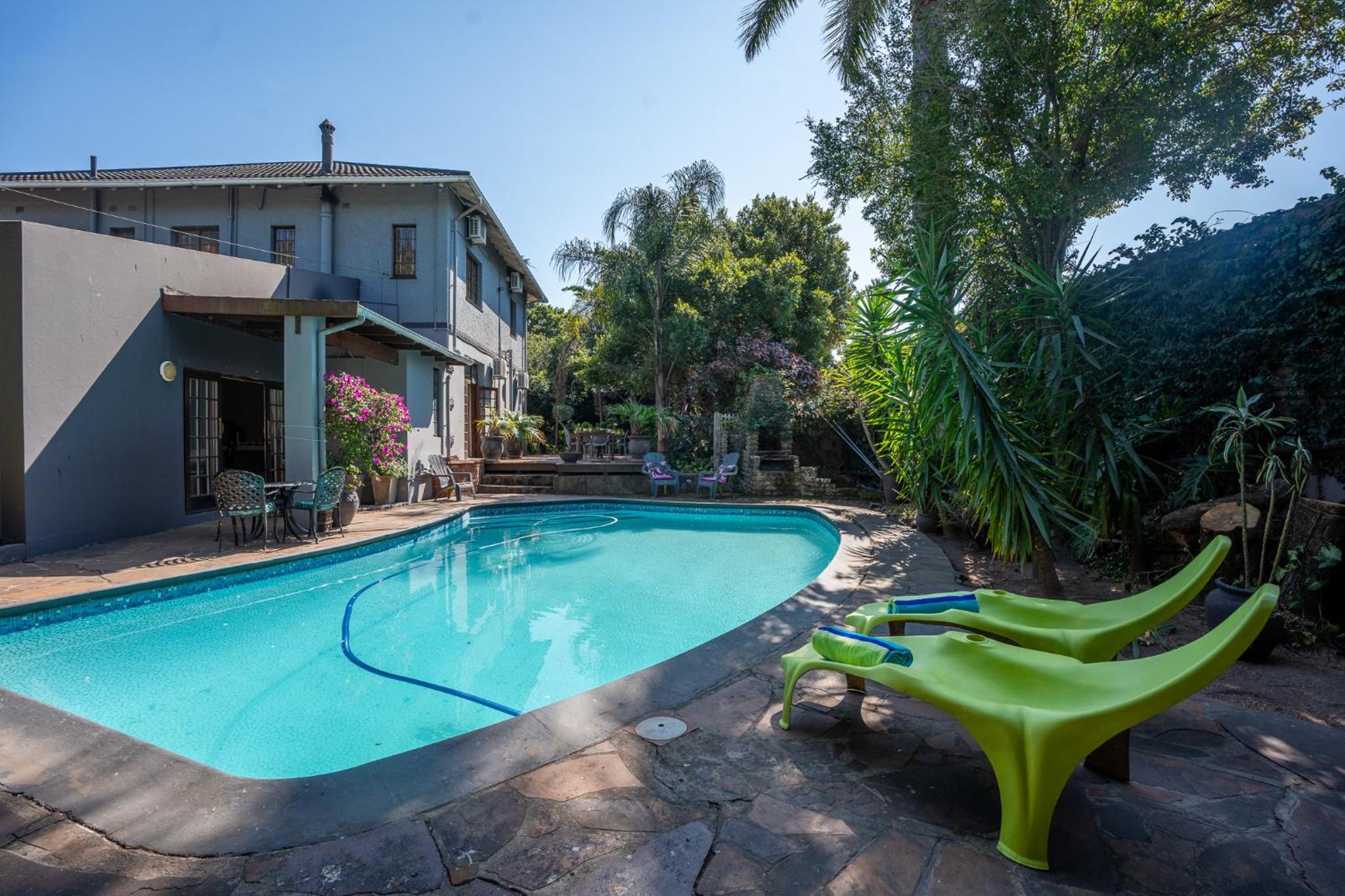 Palm Tree Manor