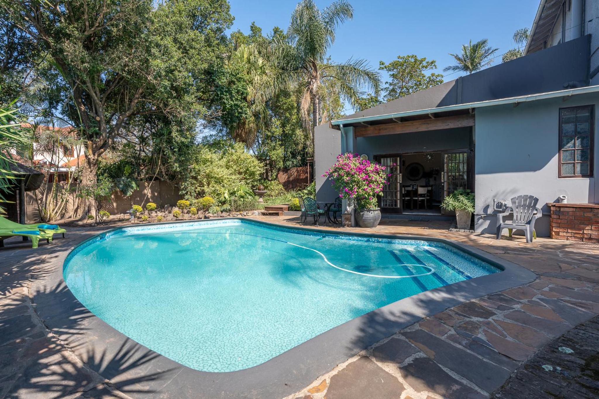 Palm Tree Manor