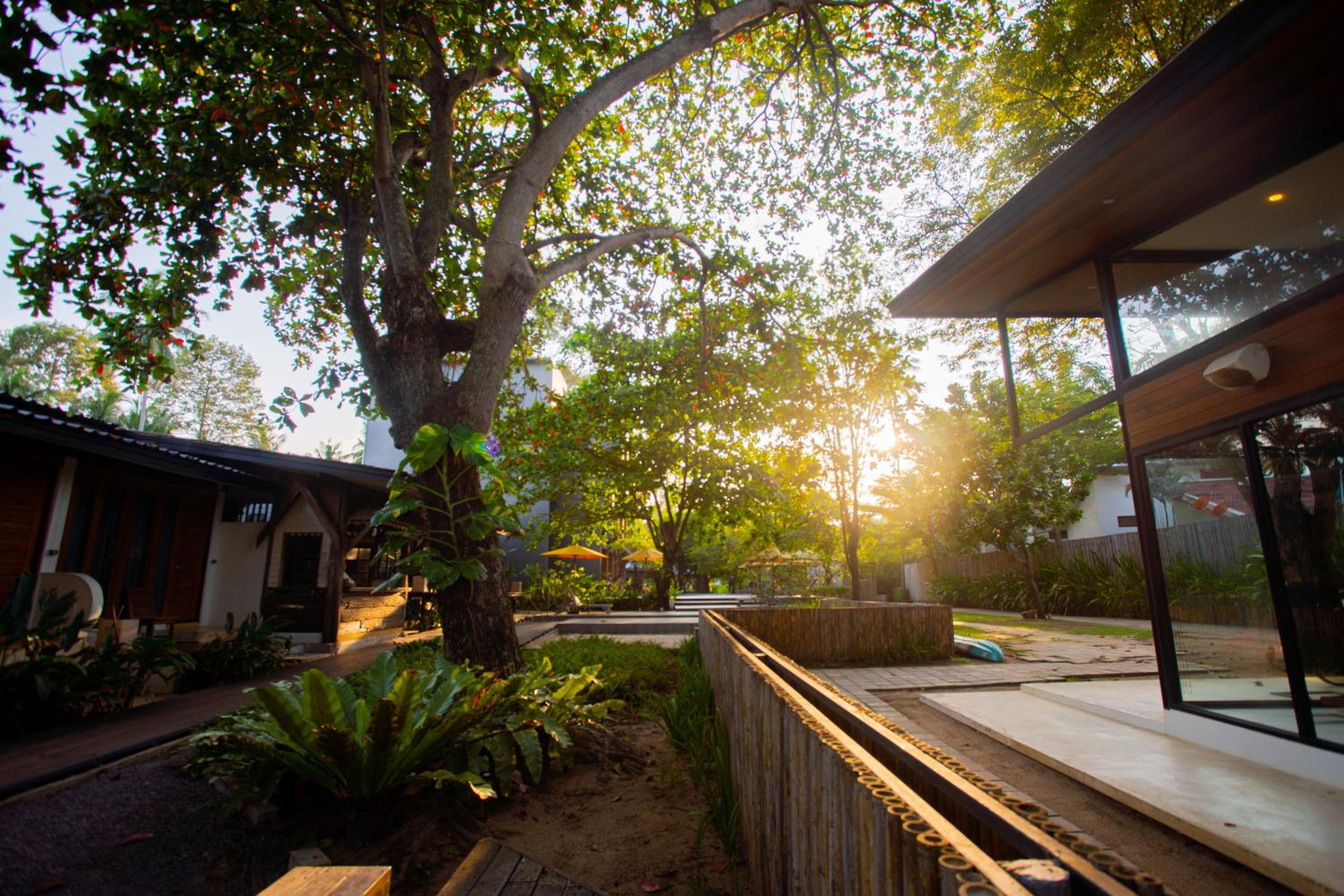 Sichon Cabana Beach Resort