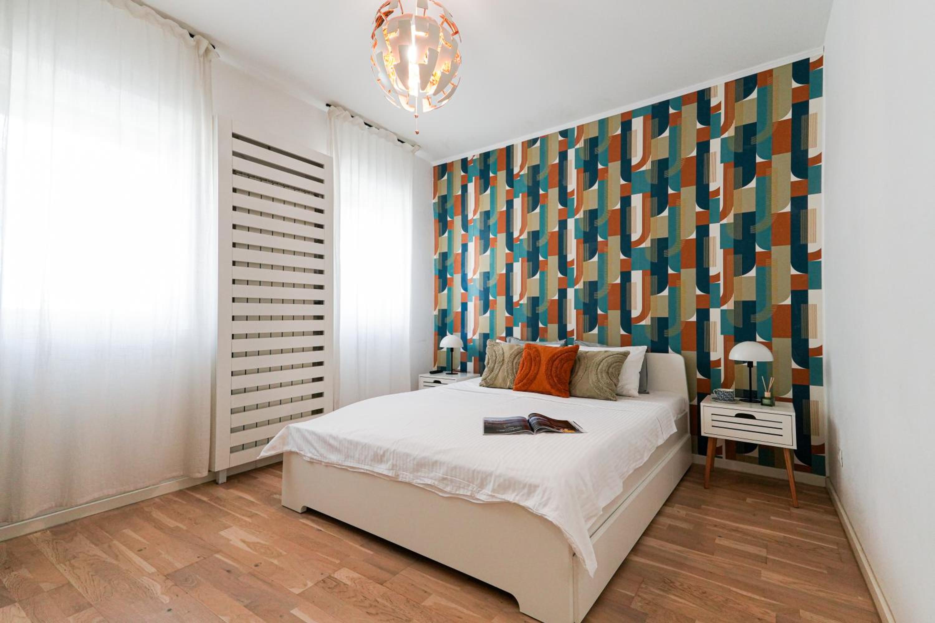 Maria - Modern Apartment with Parking and Workspace view 5