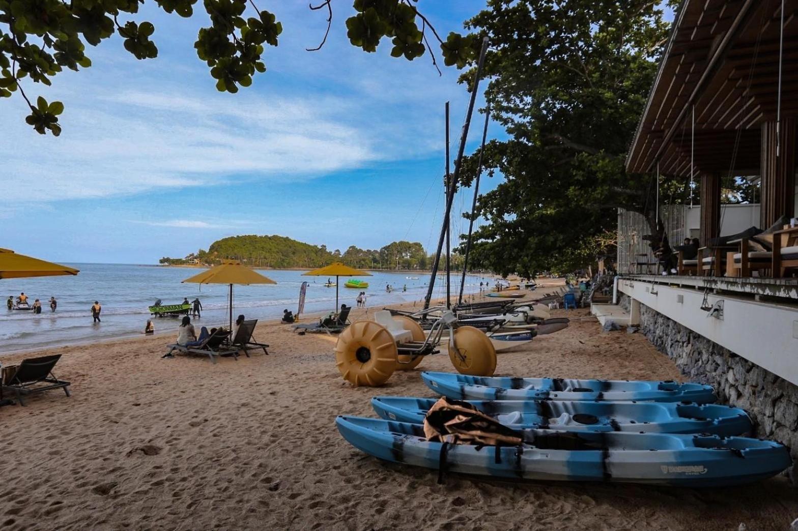 Sichon Cabana Beach Resort