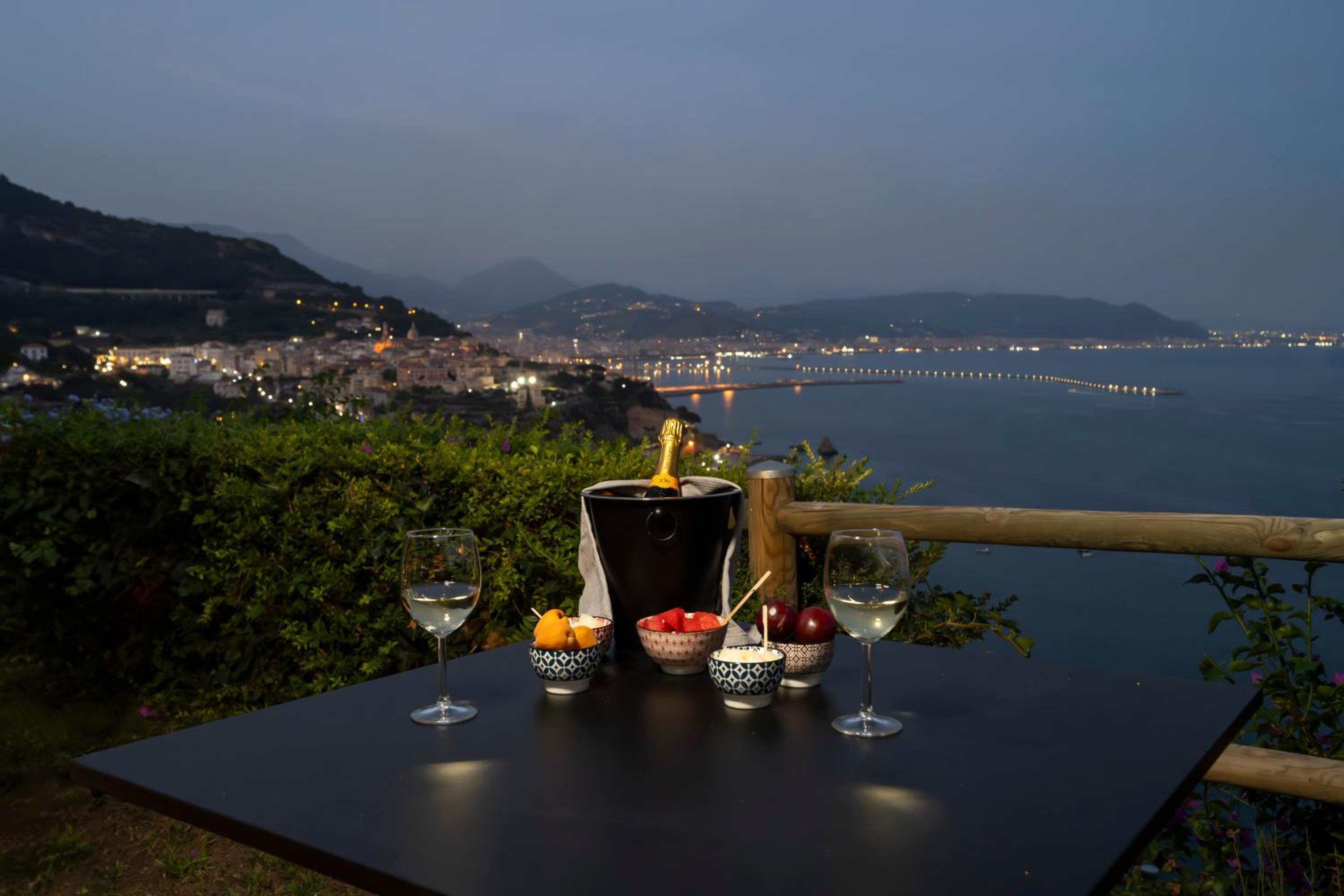 Kemì Luxury Suites view 4