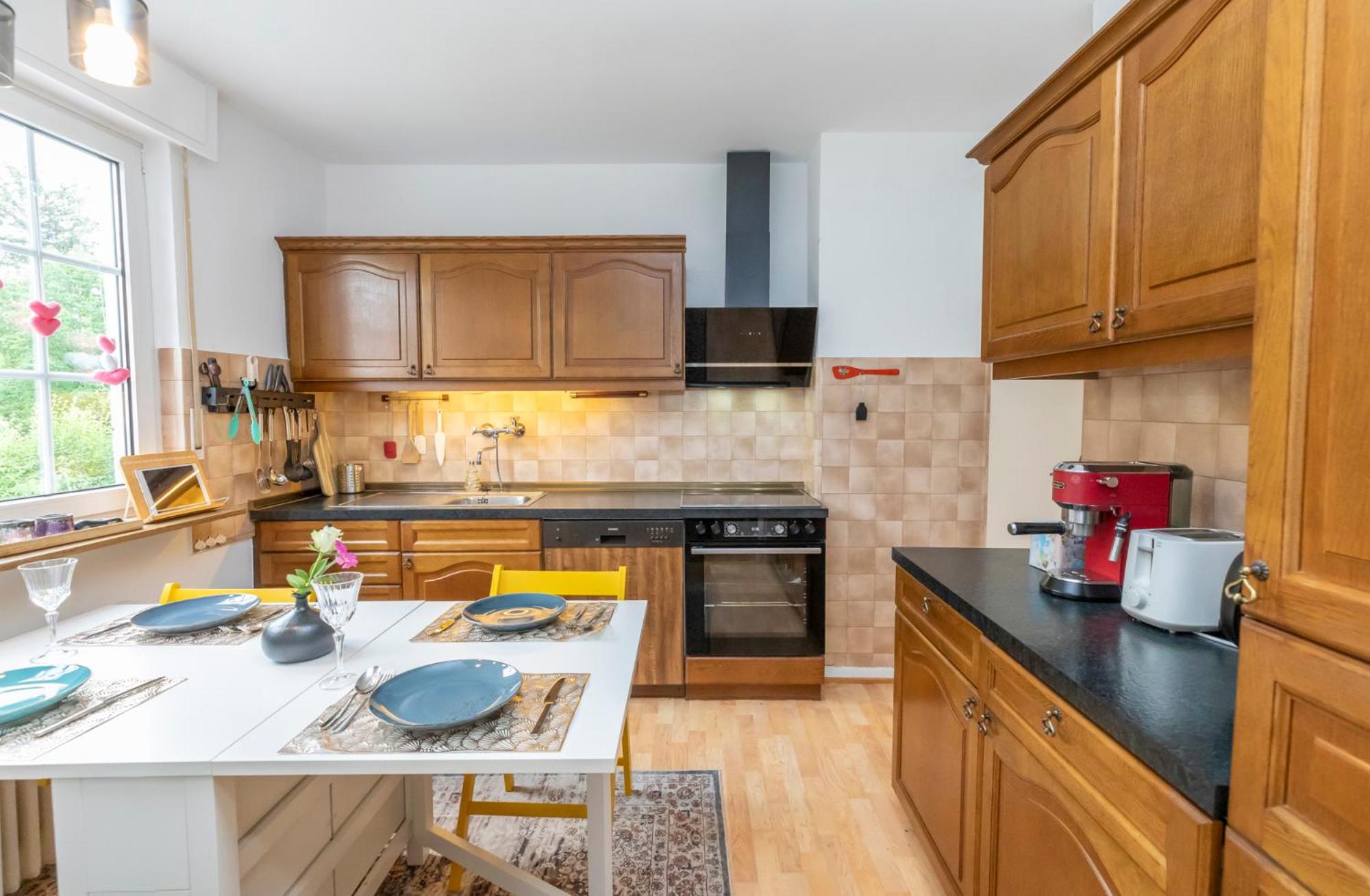Family-Friedndly Home with Large Garden &BBQ Grill