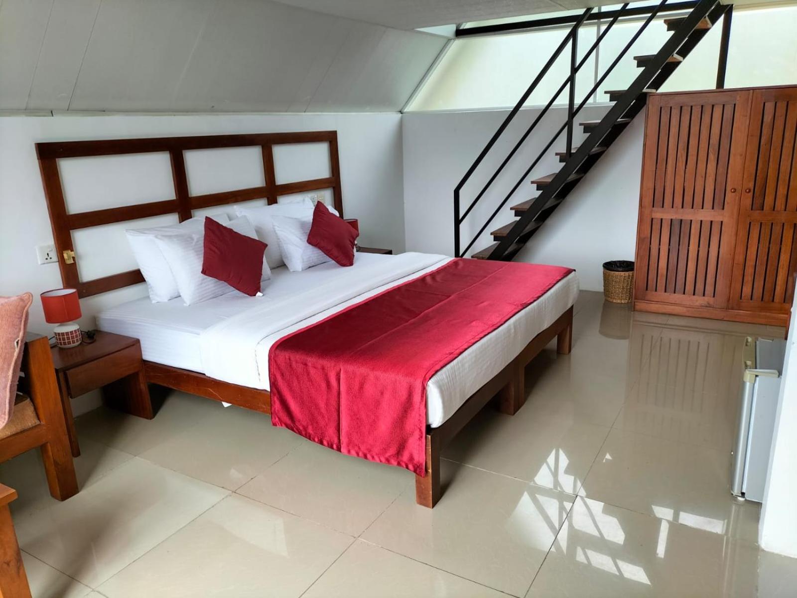 Mirage Waterfall Villa view 4