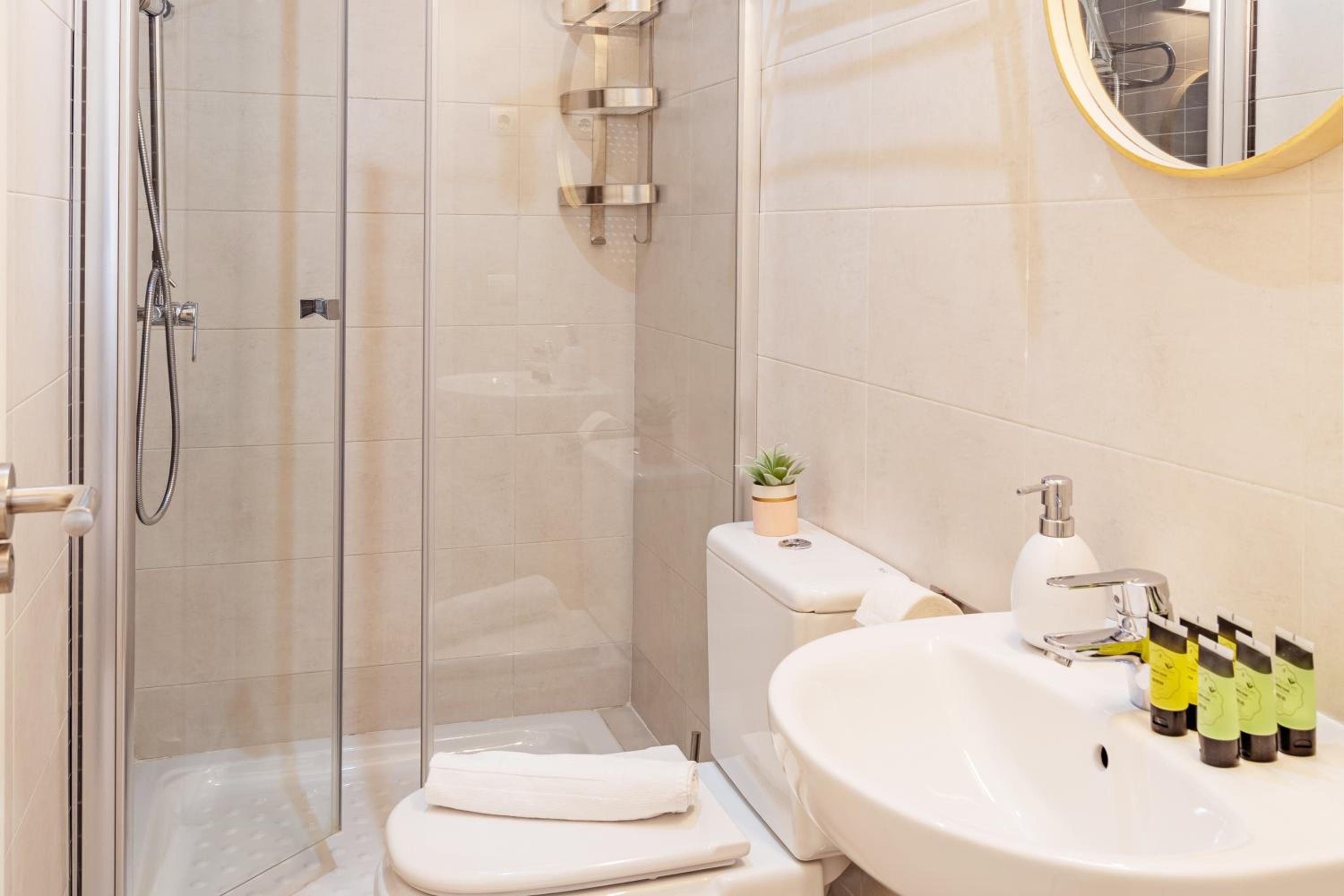 Feelathome Merced Apartments