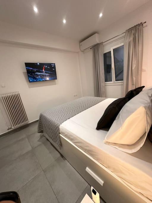 Cozy central apartment with yard photo 3