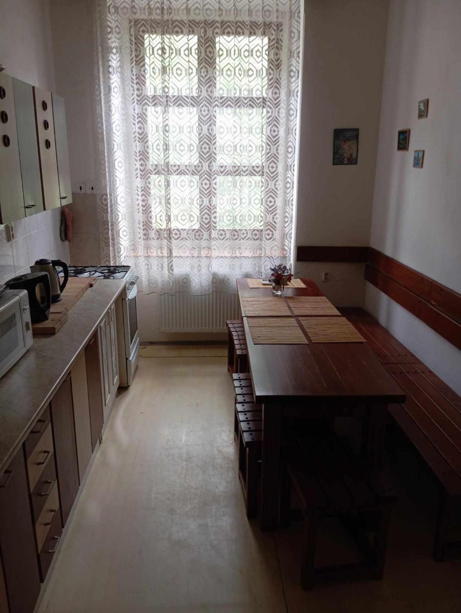 Stará škola - penzion - celý komplex- 10 lůžek