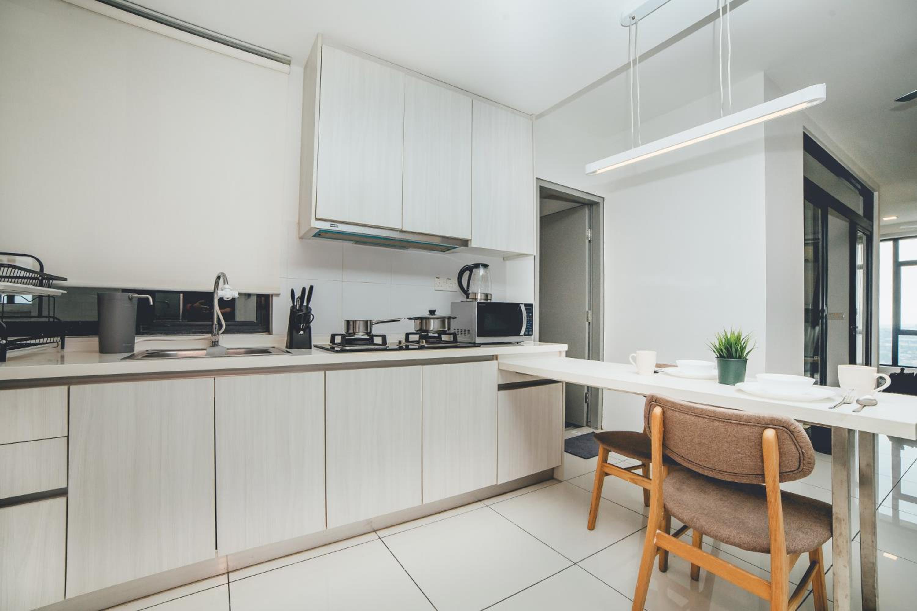 1Tebrau Laconic Lux Suite 1BR nr Columbia Hospital by Our Stay