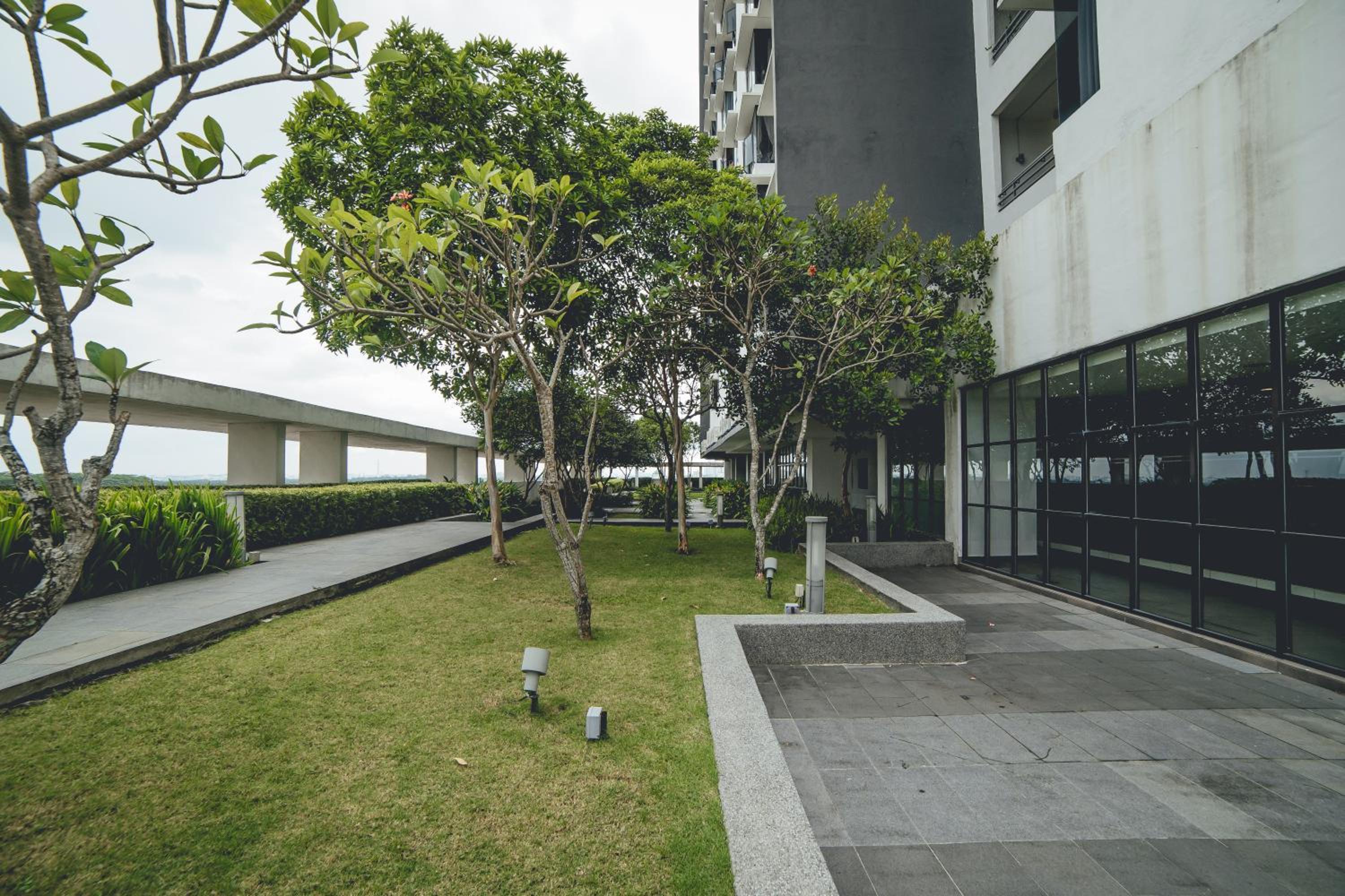 1Tebrau Laconic Lux Suite 1BR nr Columbia Hospital by Our Stay