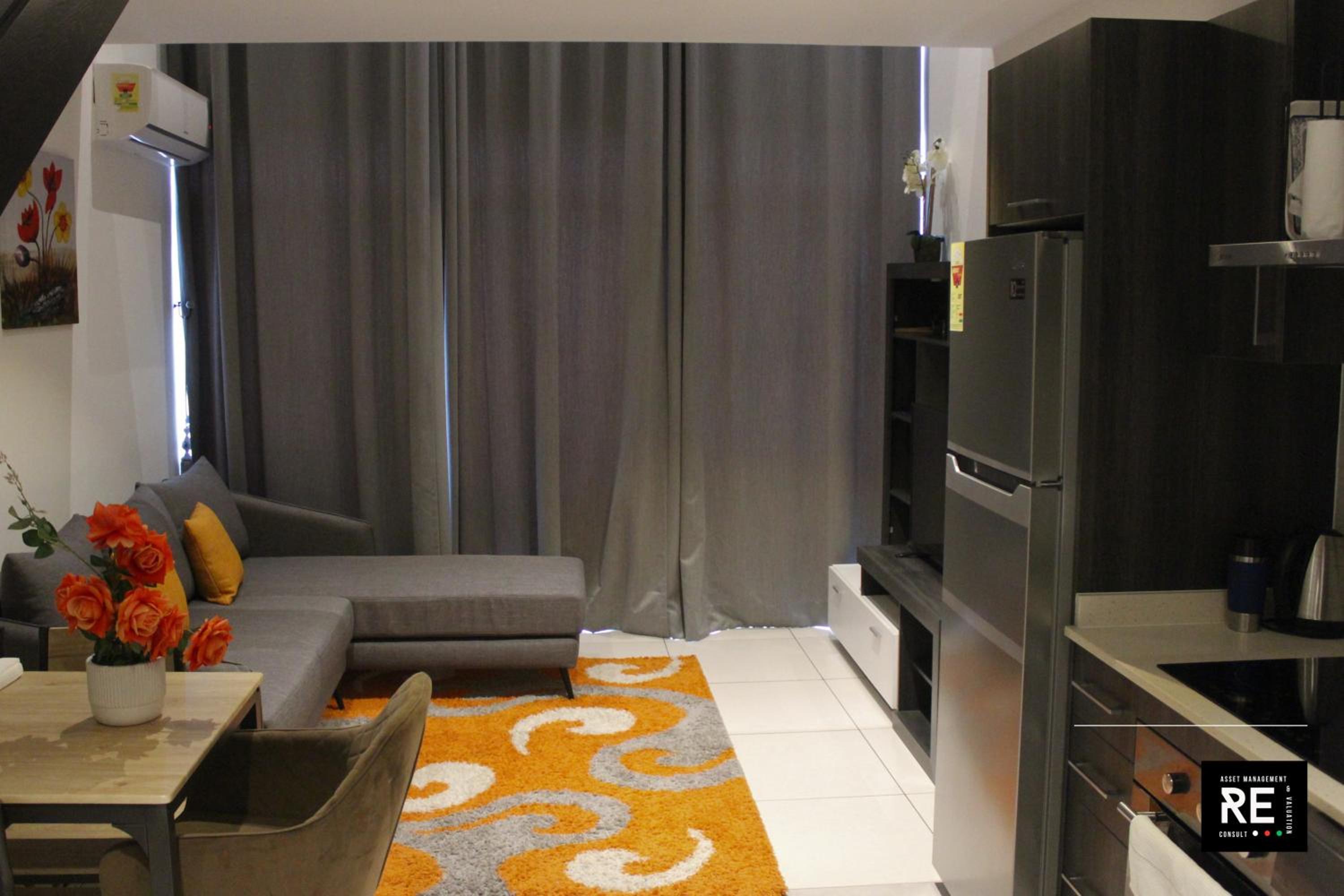Cosy 1 Bedroom Duplex view 4