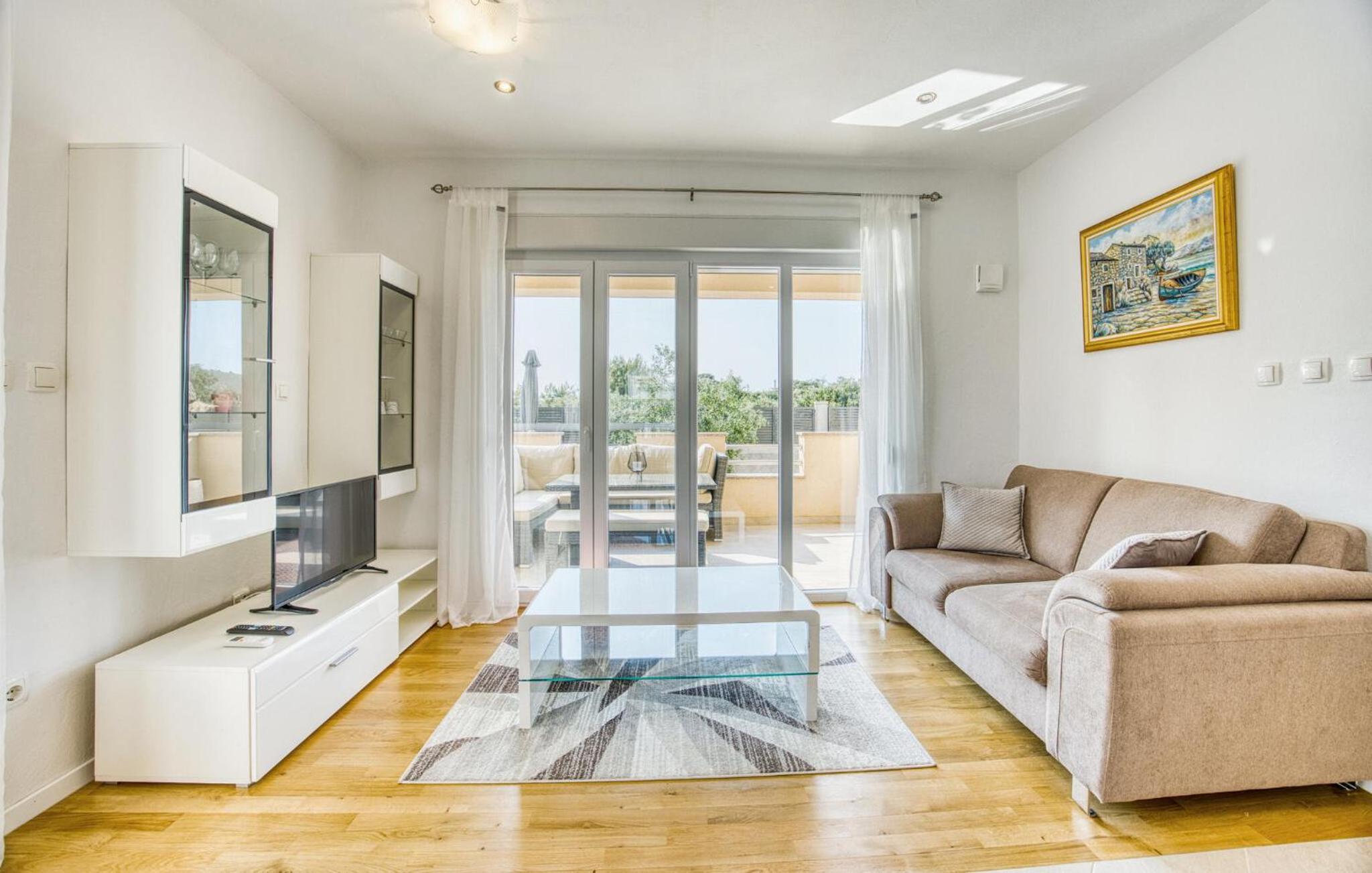 Beautiful Home In Sukosan view 4