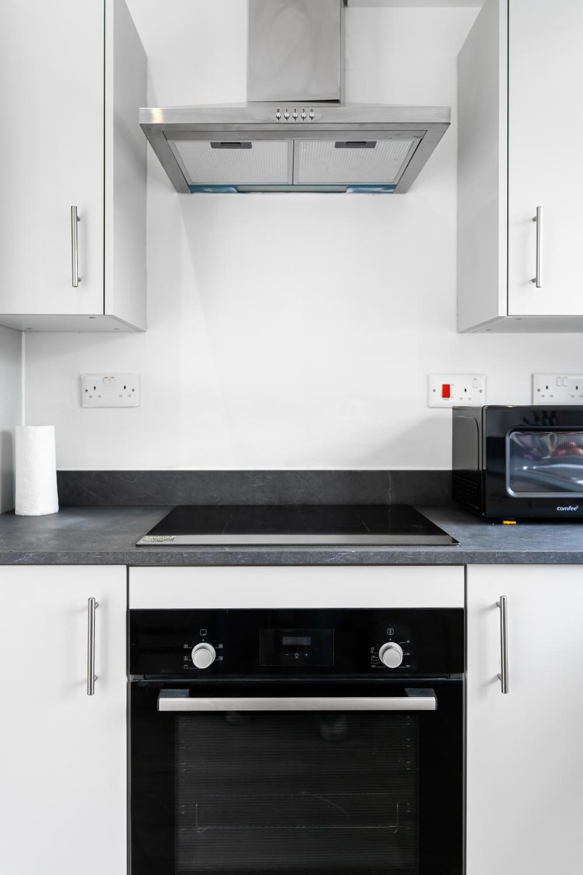 En-Suite Studio Rooms By LiveStay Short Lets & Serviced Accommodation London near Wembley Stadium