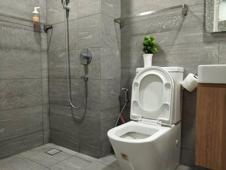2 bedrooms Aurora Place Pavilion Bukit Jalil - 3 Mins to Stadium Axiata