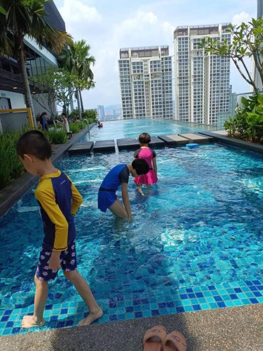 2 bedrooms Aurora Place Pavilion Bukit Jalil - 3 Mins to Stadium Axiata