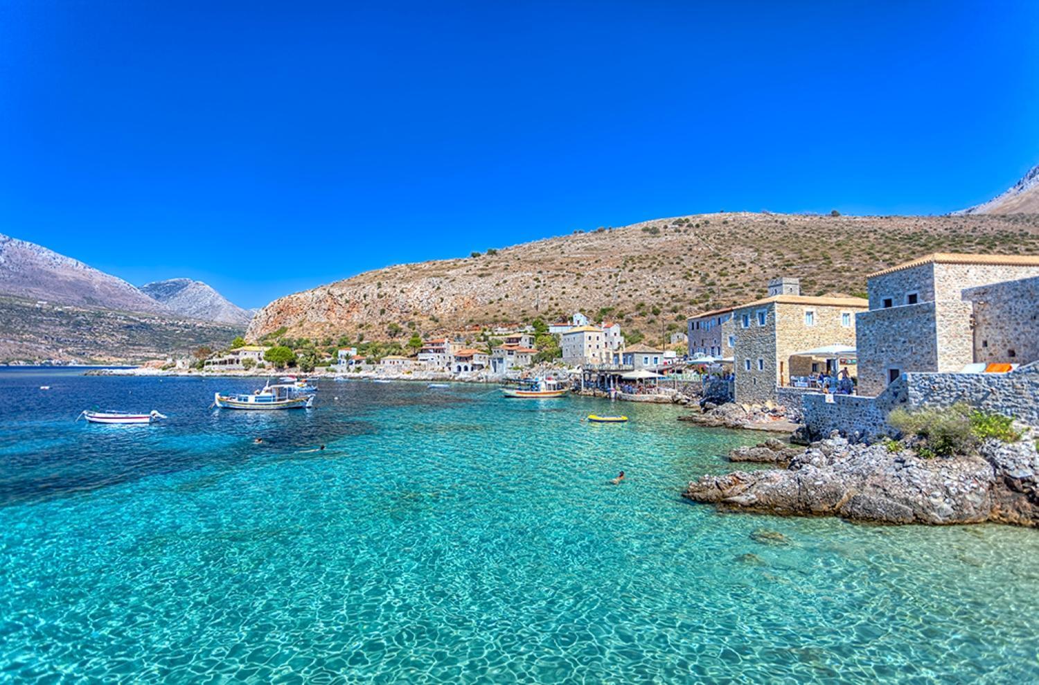 Platsa Seaview Retreat - A Stone-Built Escape view 4