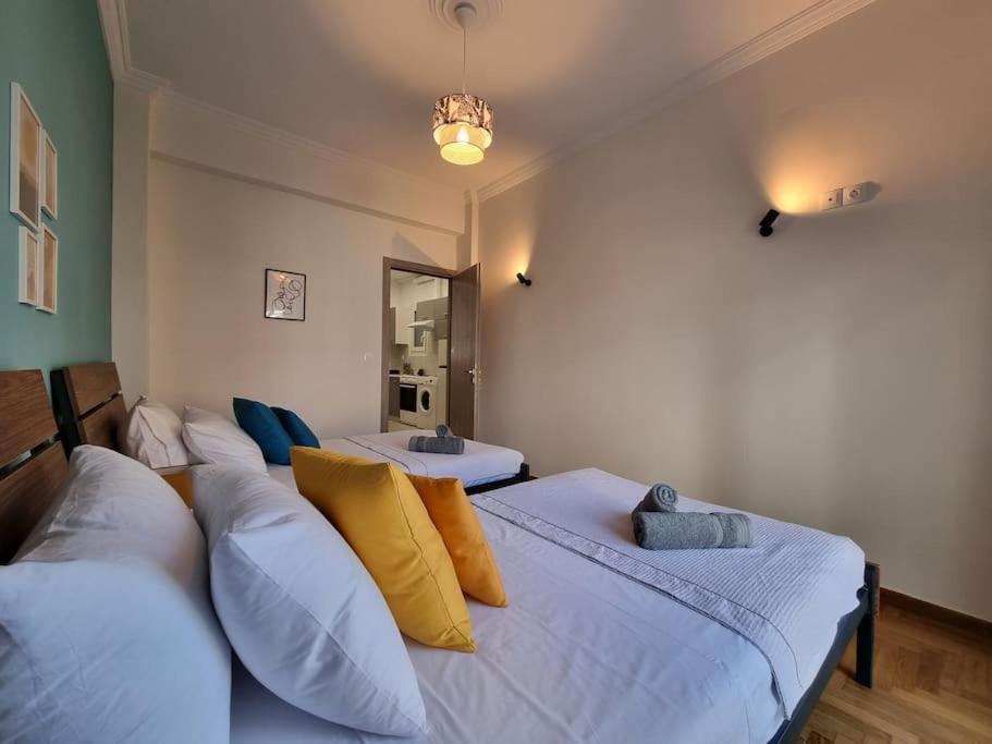 Athens Stylish Renovated 62sqm Apartment for Families & Couples with Balcony in Quiet Area near City Center photo 3