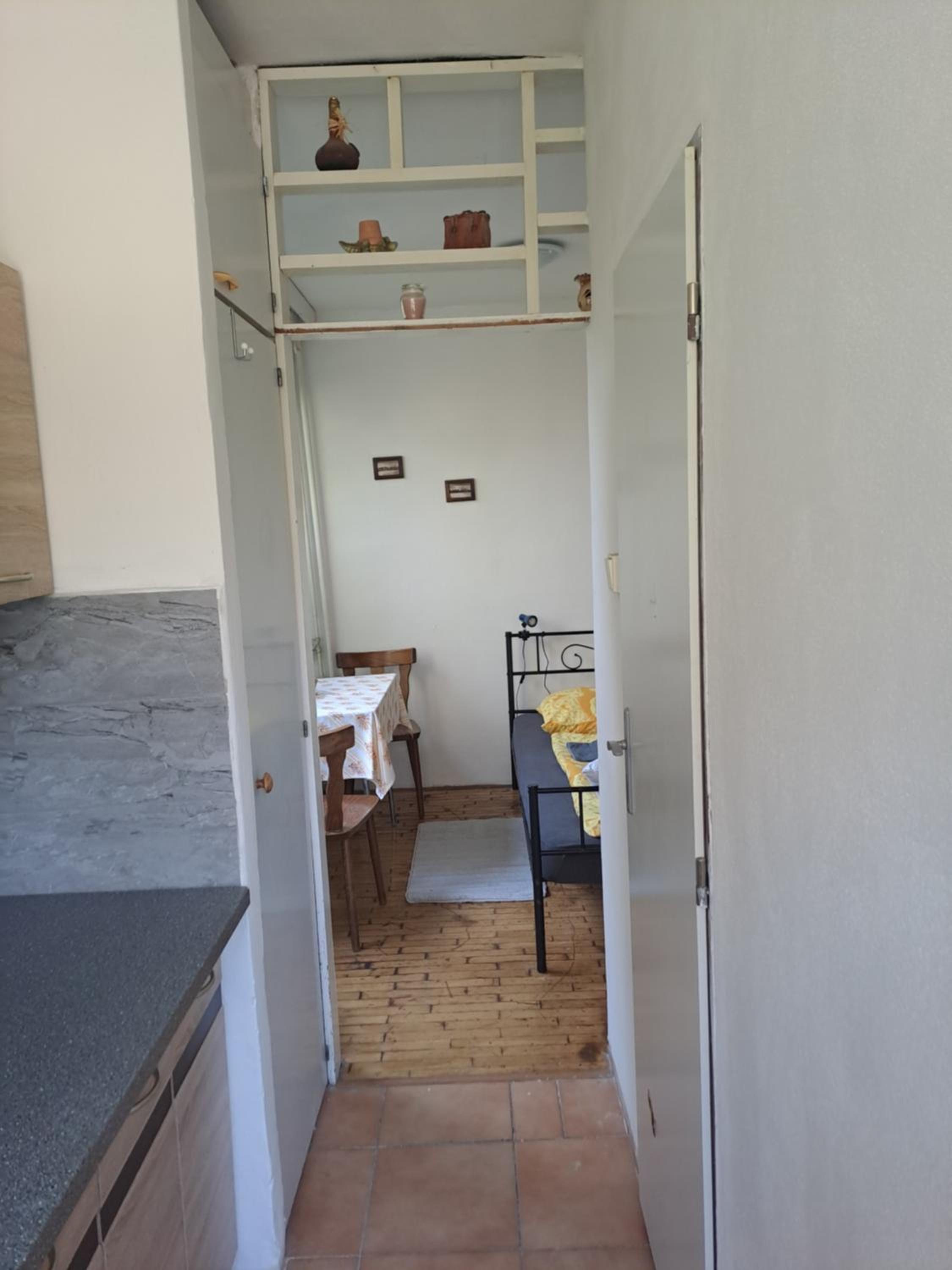 apartmán v jeskyni