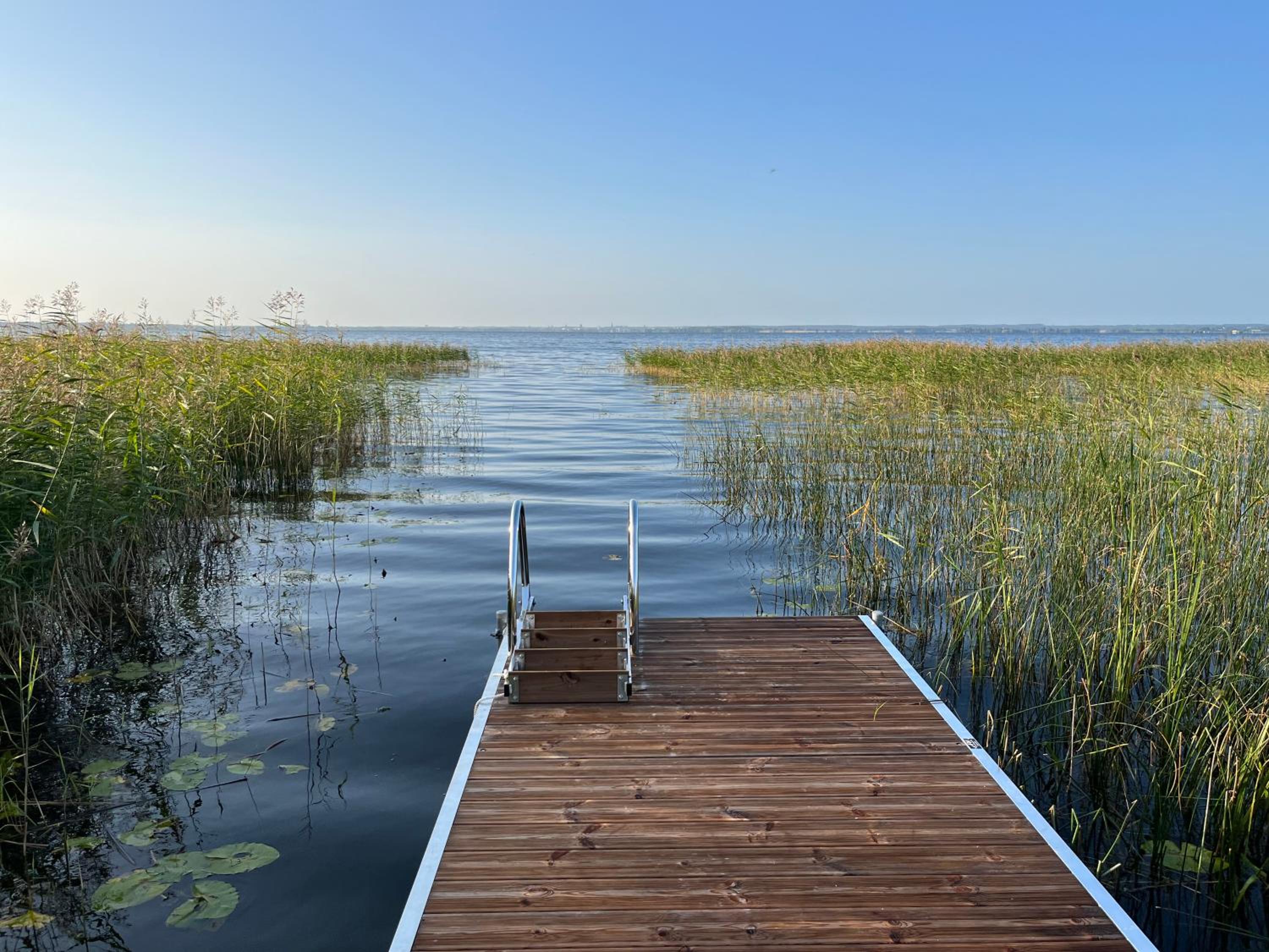 Peaceful lakefront cottage view 2