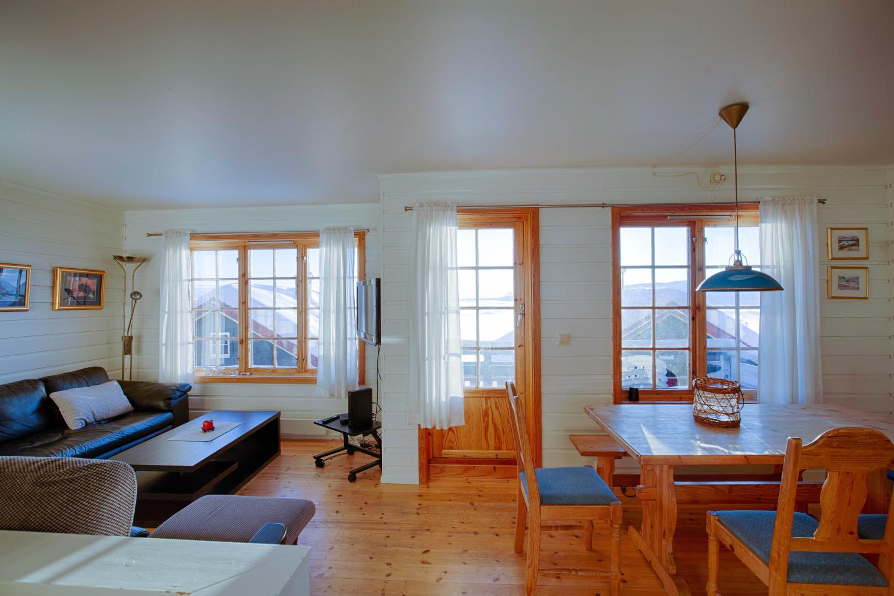 Steps From The Slopes With Stunning Views!