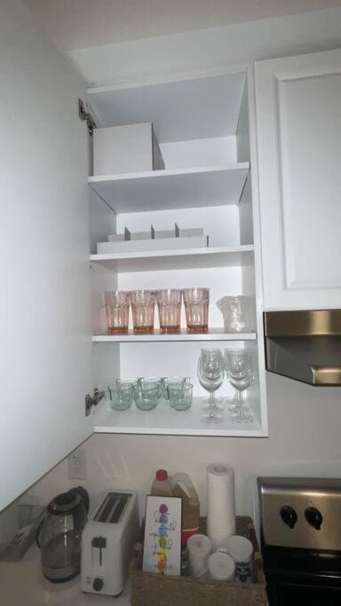 Cozy 2 Bedrooms Townhome in Oshawa