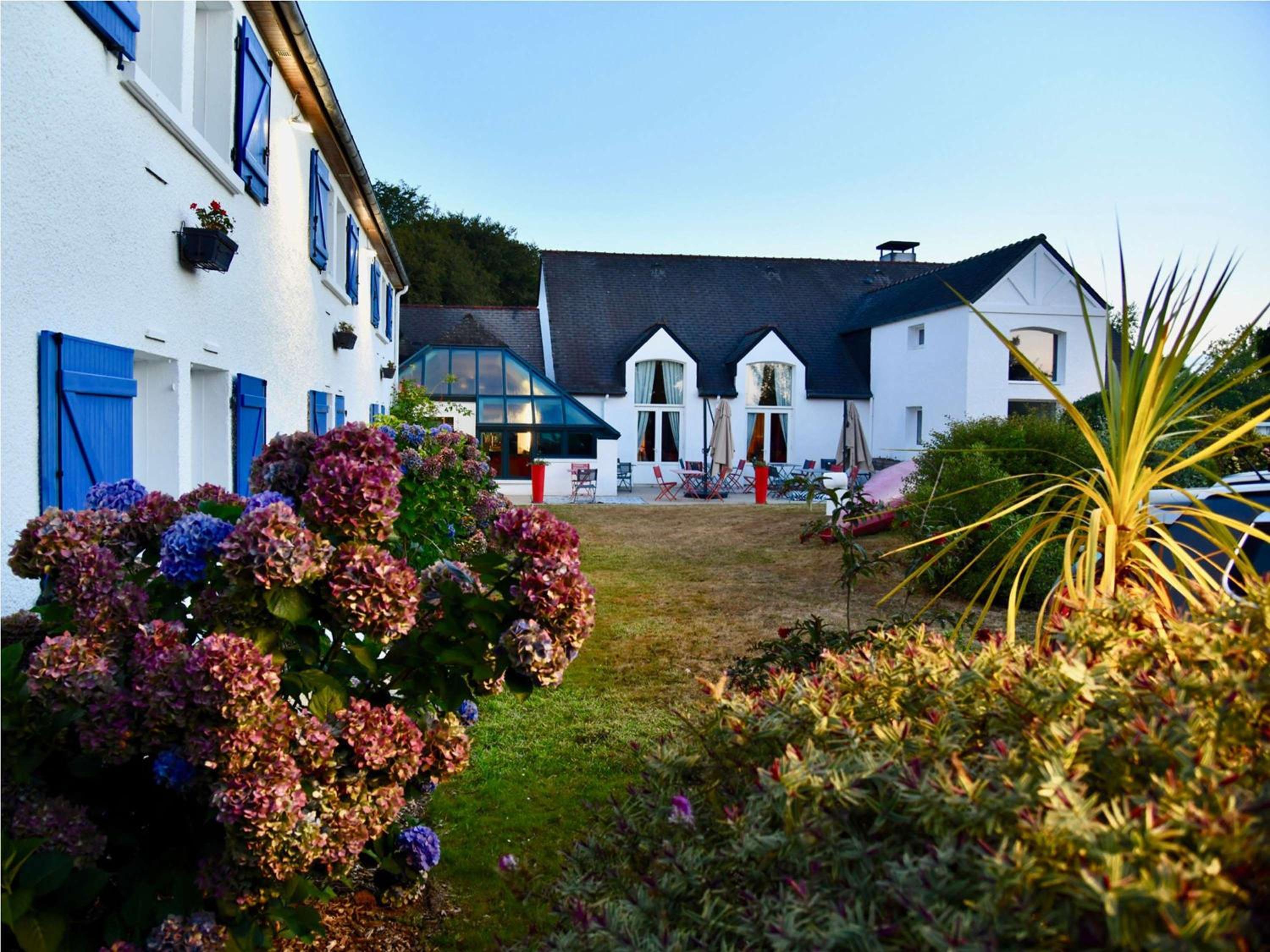 Brest Vacations - ibis Brest Kergaradec - Property Image 11