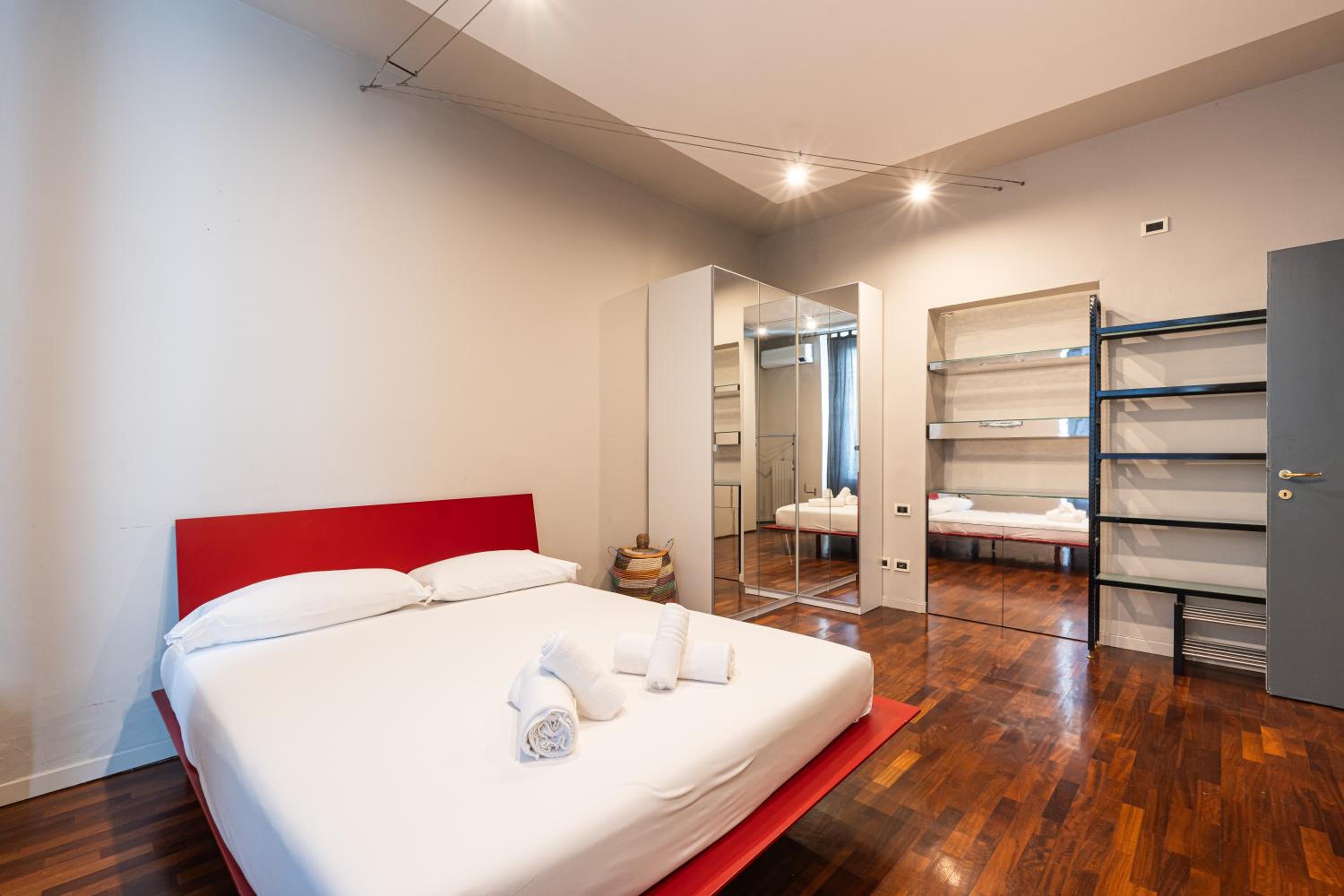 Spacious onebedroom Navigli - Mirable PM
