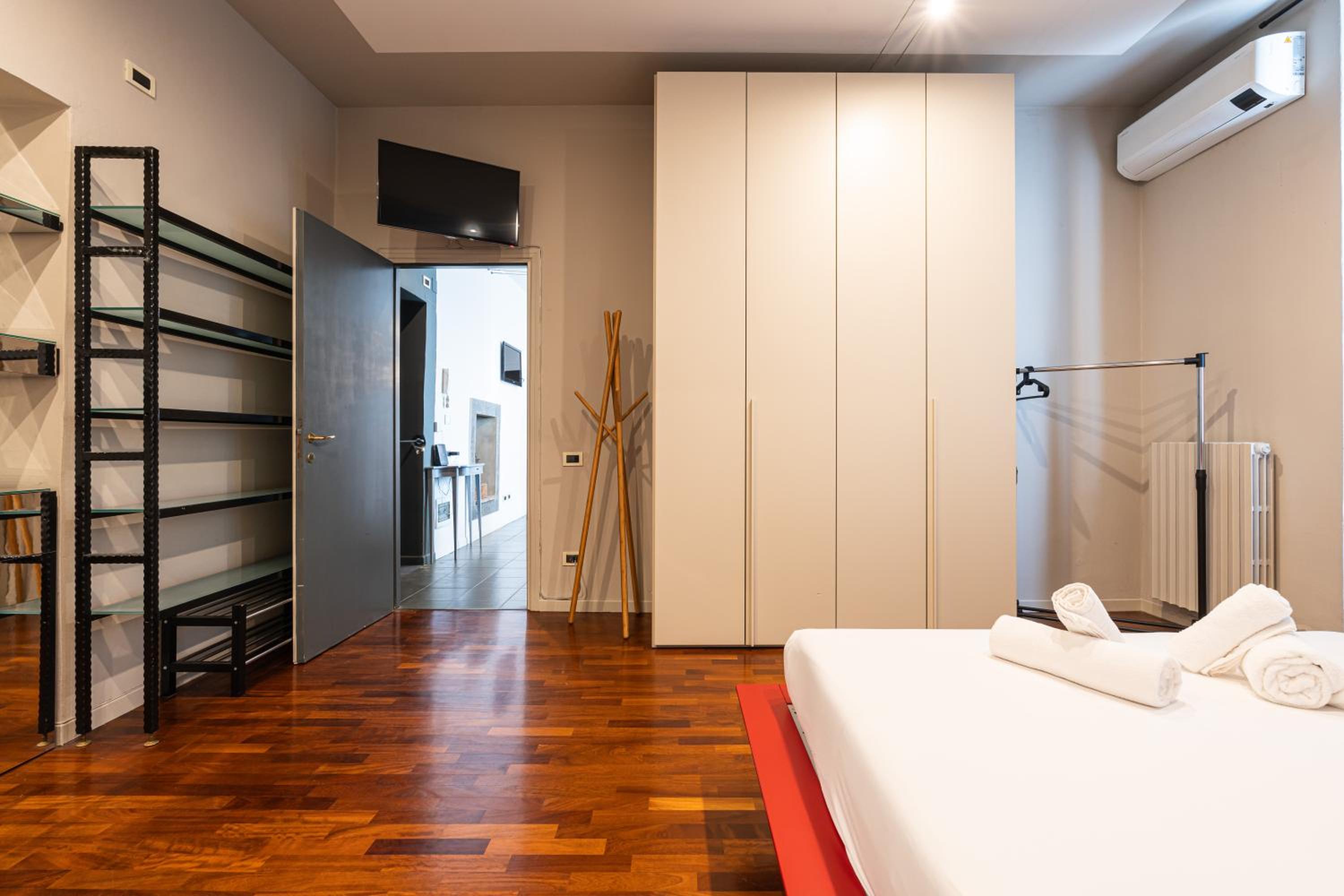 Spacious onebedroom Navigli - Mirable PM
