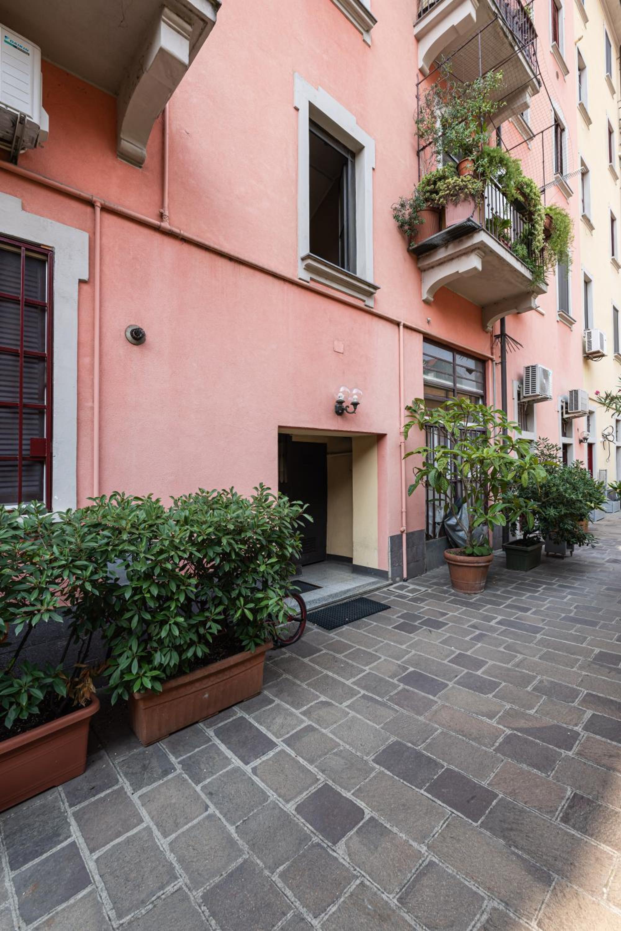Spacious onebedroom Navigli - Mirable PM