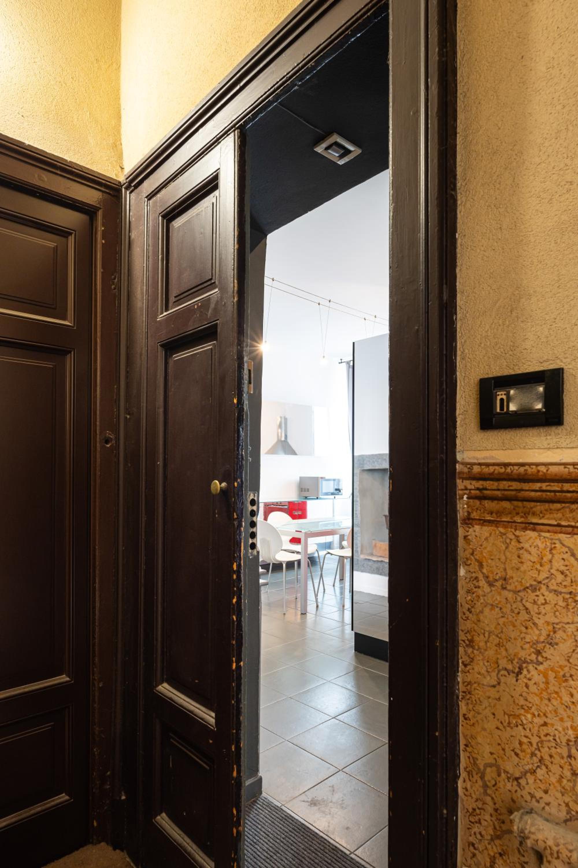 Spacious onebedroom Navigli - Mirable PM