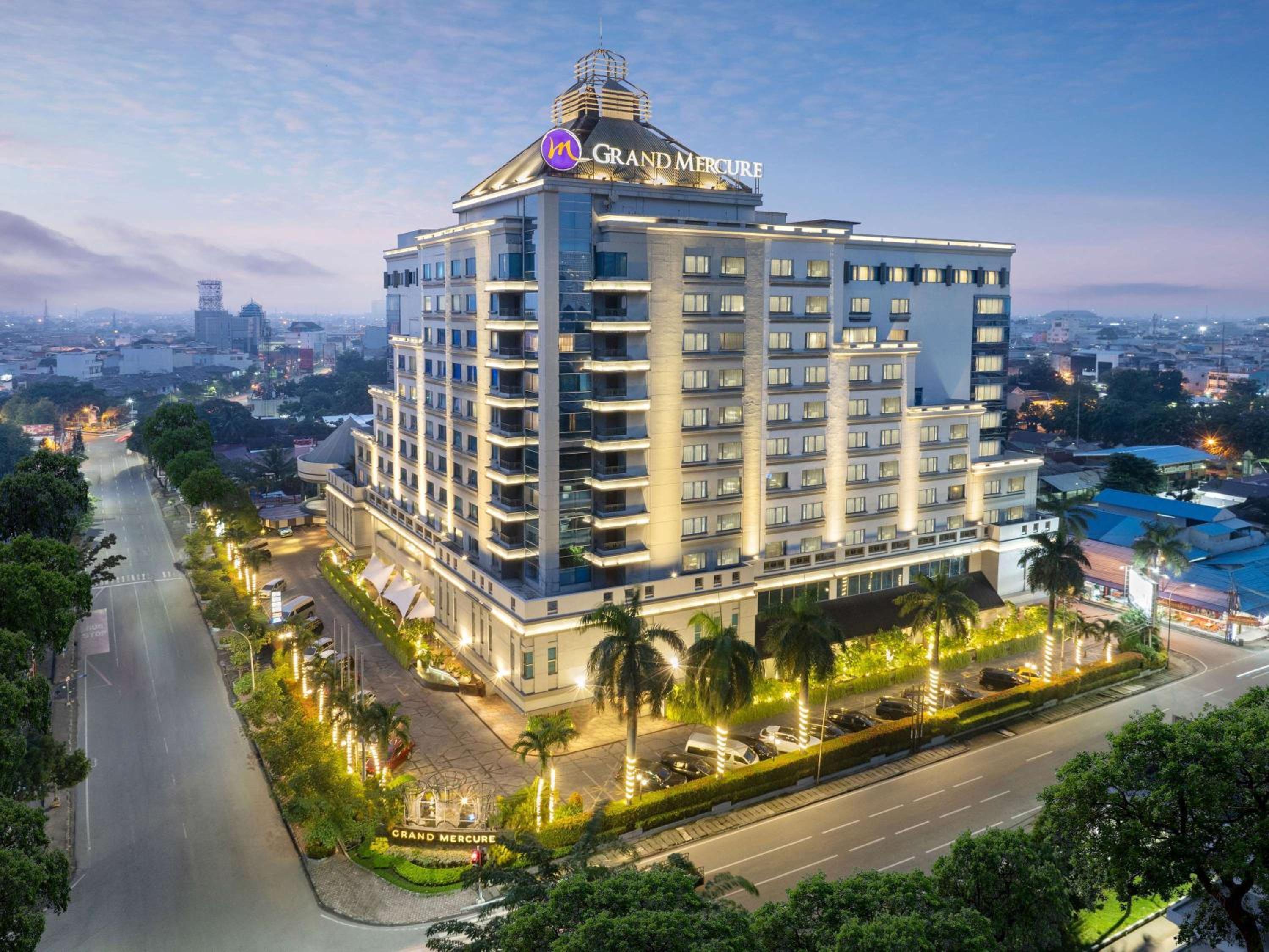 Hotel Grand Mercure Medan Angkasa - Image 1