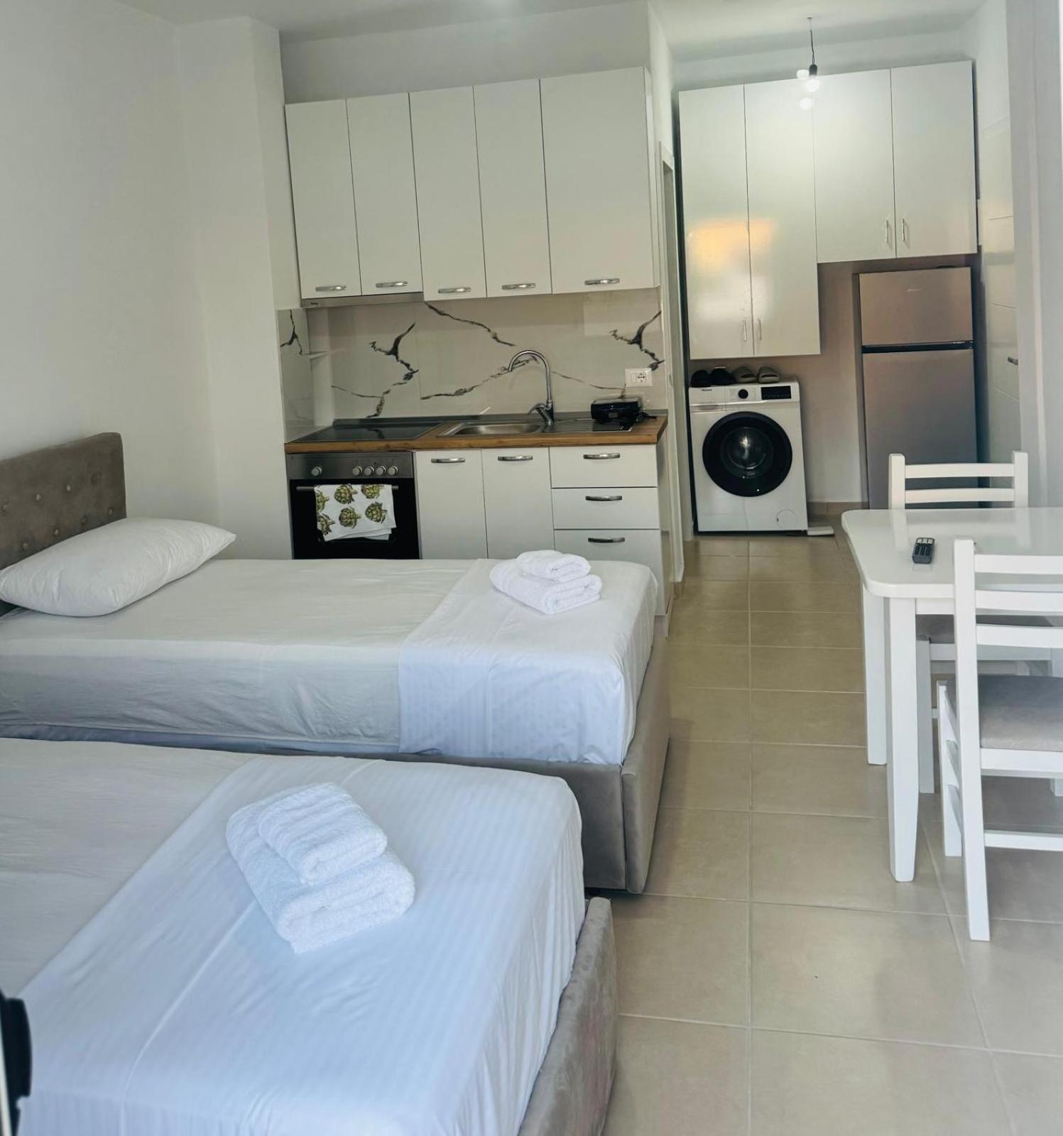 Vila TOLA