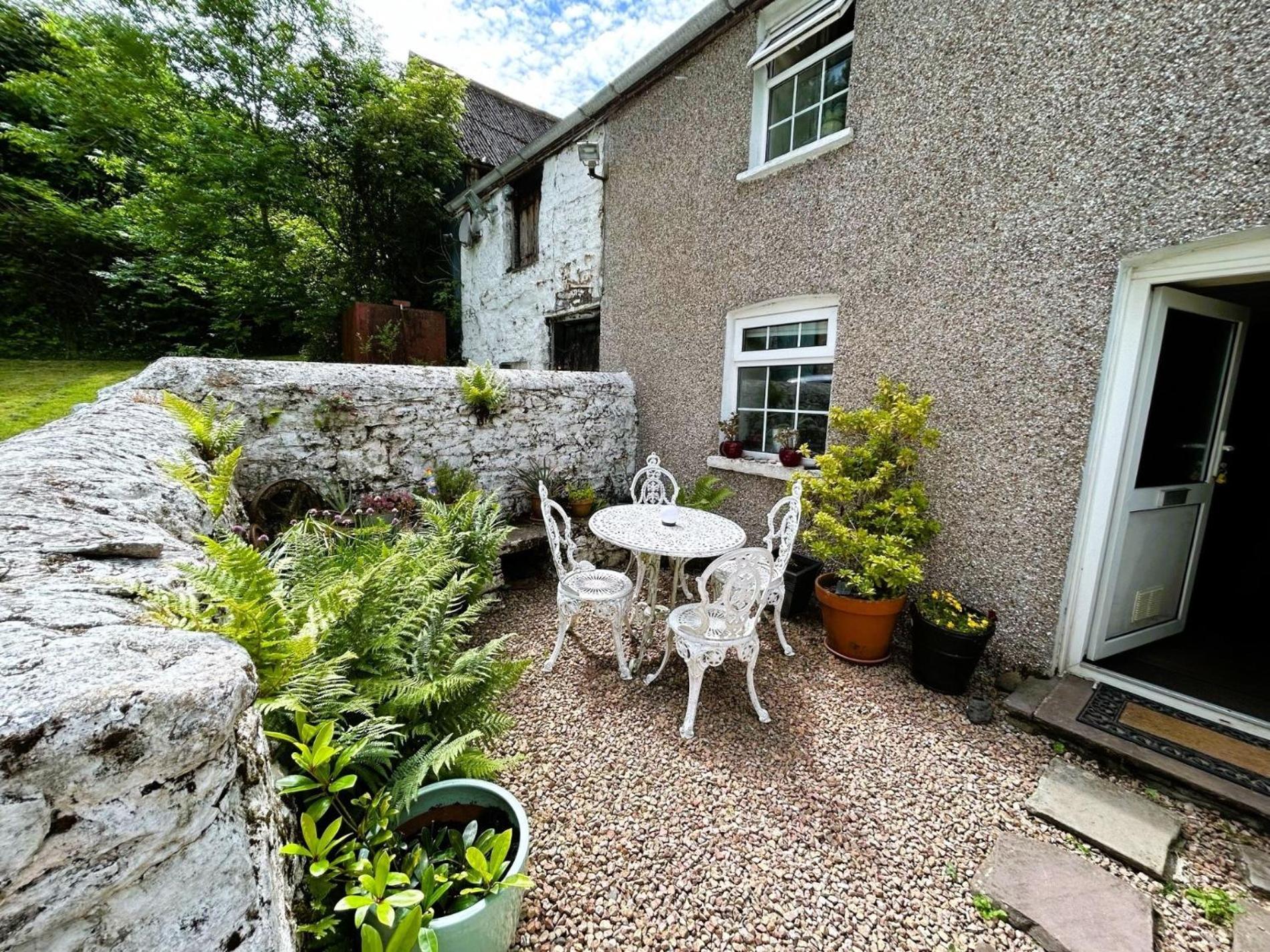 2 Bed in Brecon oc-bn200 view 2