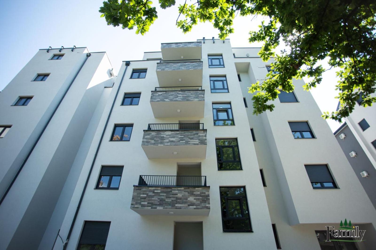 FAMILY APARTMENTs 3