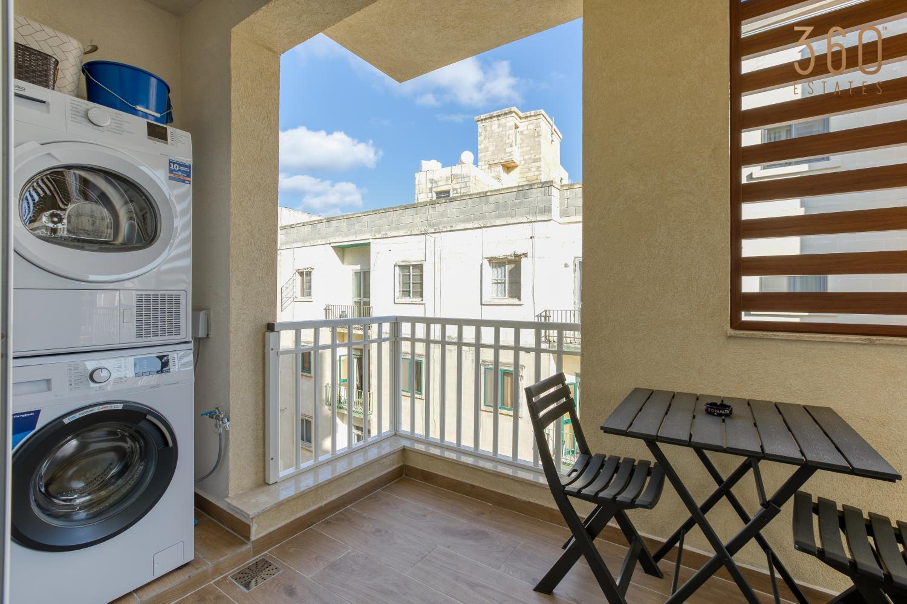 Modern 3BR Apt close to Sliema's Promenade by 360 Estates view 4