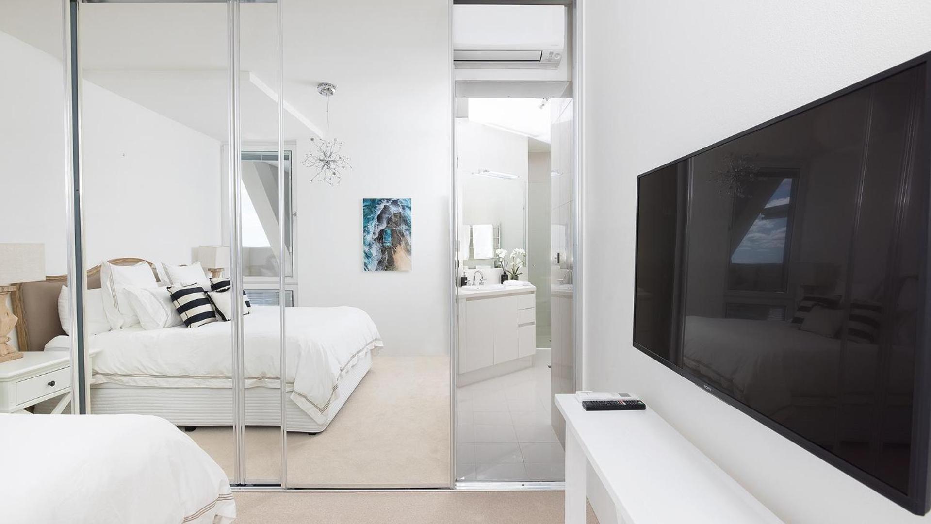 Riviera - Panoramic Water Views In The Heart Of Nelson Bay