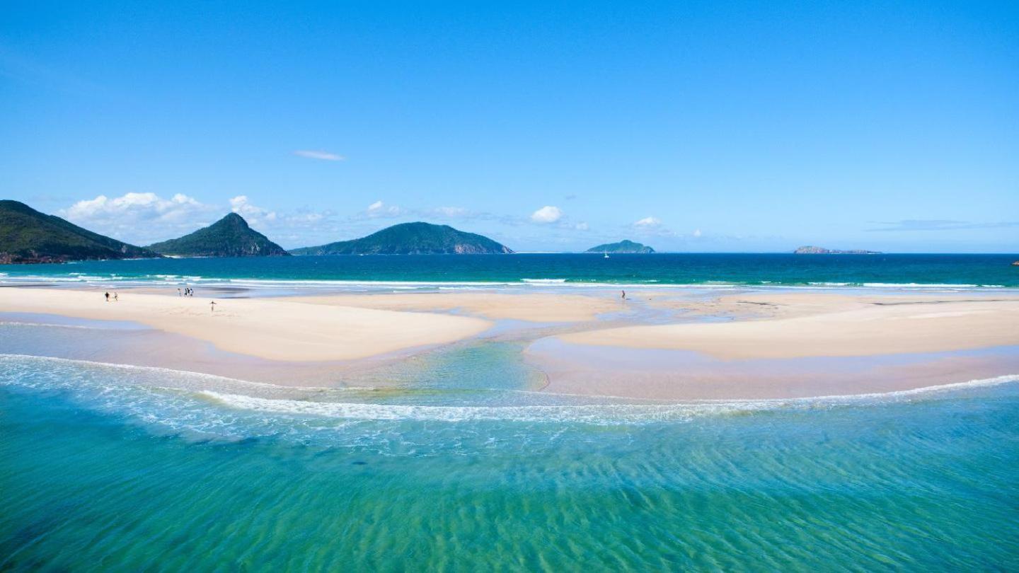 Riviera - Panoramic Water Views In The Heart Of Nelson Bay